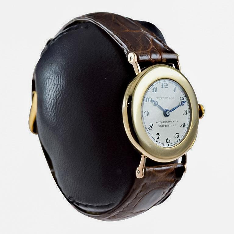 Art déco Montre pour femme Patek Philippe pour Tiffany & Co. en or jaune 18 carats, vers les années 1920 en vente