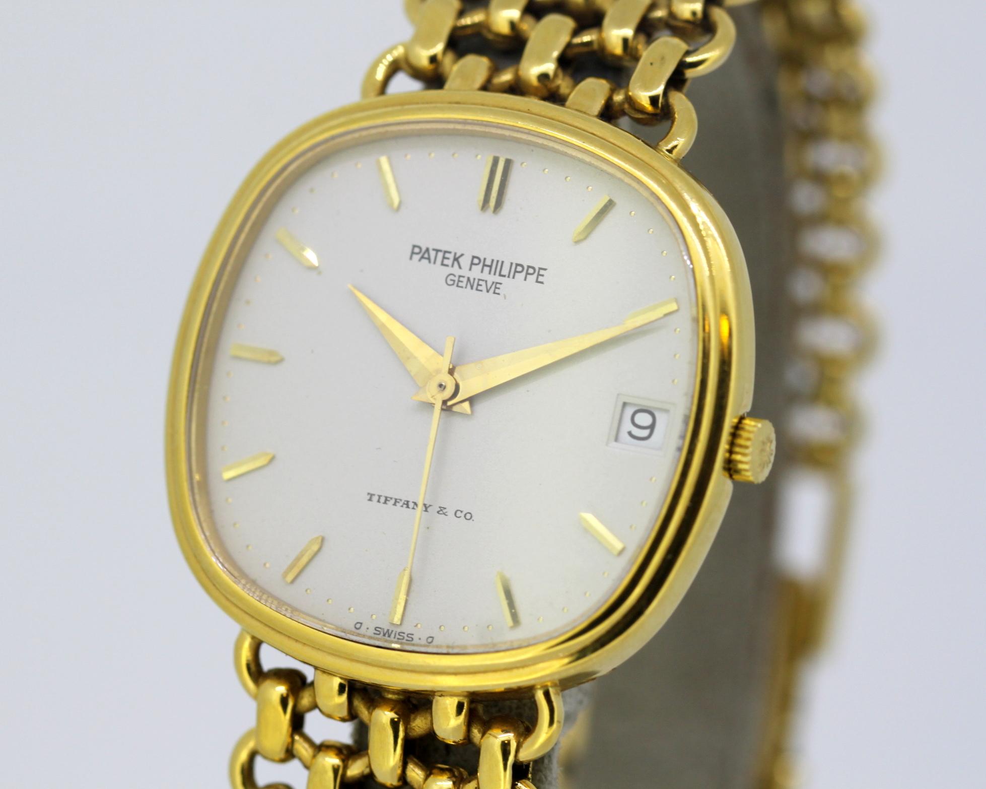 Patek Philippe for Tiffany & Co. Full 18 Karat Gold, Women, 1980-1989 In Excellent Condition In Braintree, GB