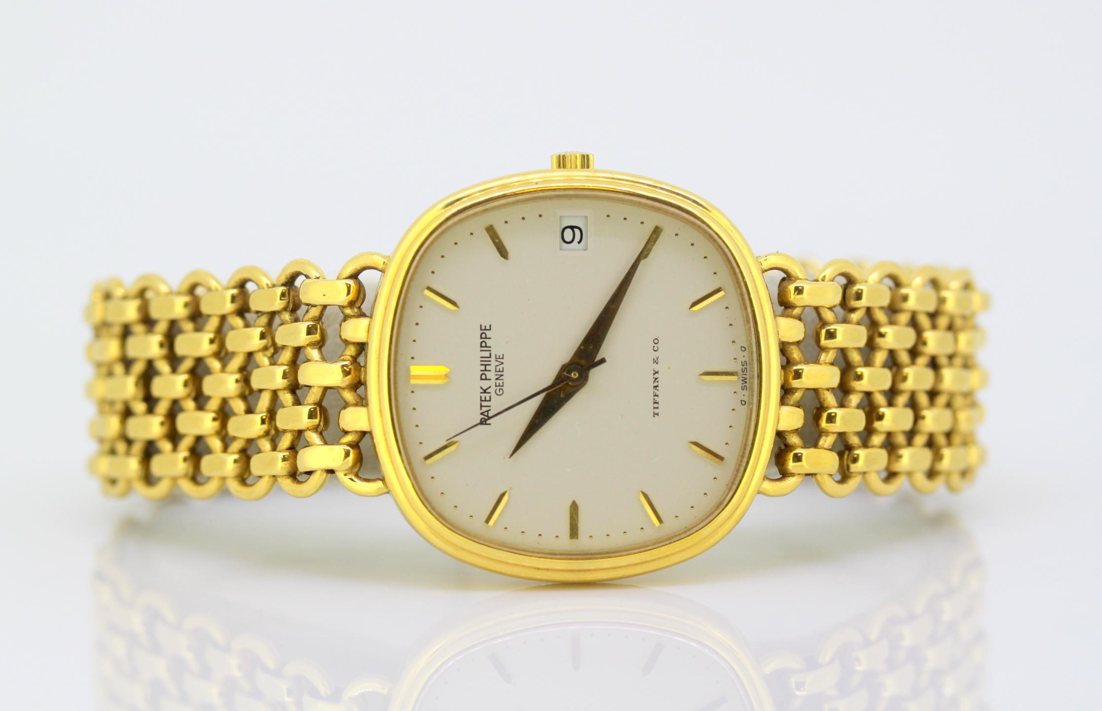 Patek Philippe for Tiffany & Co. Full 18 Karat Gold, Women, 1980-1989 2