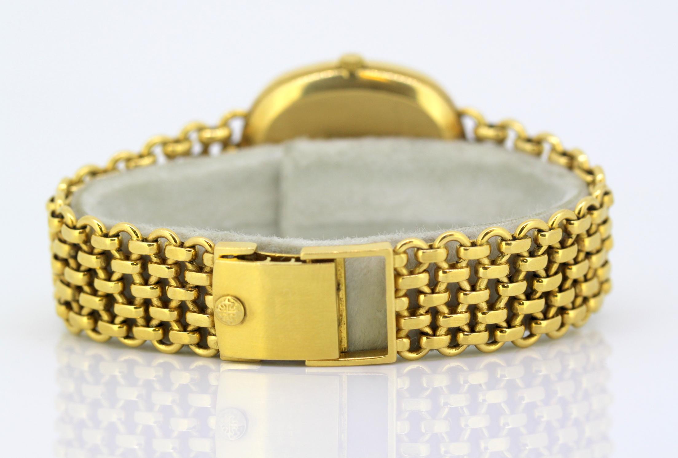 Patek Philippe for Tiffany & Co. Full 18 Karat Gold, Women, 1980-1989 3