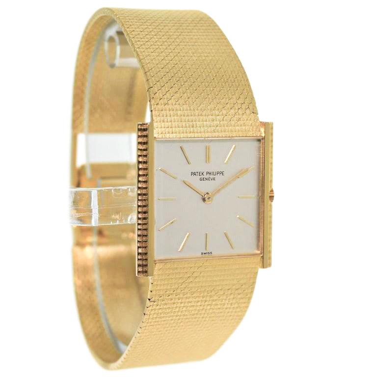 Patek Philippe Gold Ultra Thin Bracelet Watch circa 1966 für Damen oder Herren