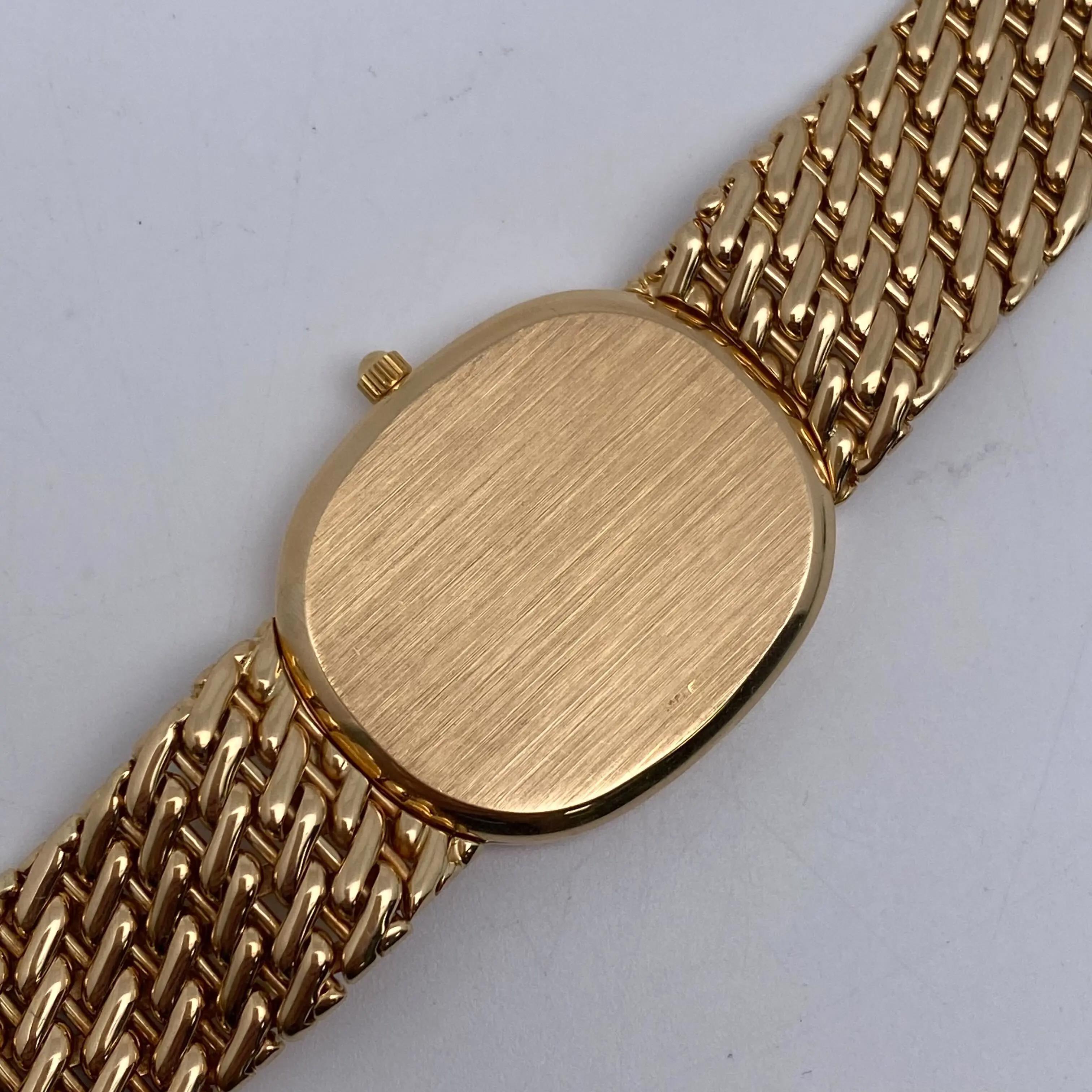 Patek Philippe Golden Ellipse Montre en or jaune 18 carats cadran bleu 3788/17 en vente 7
