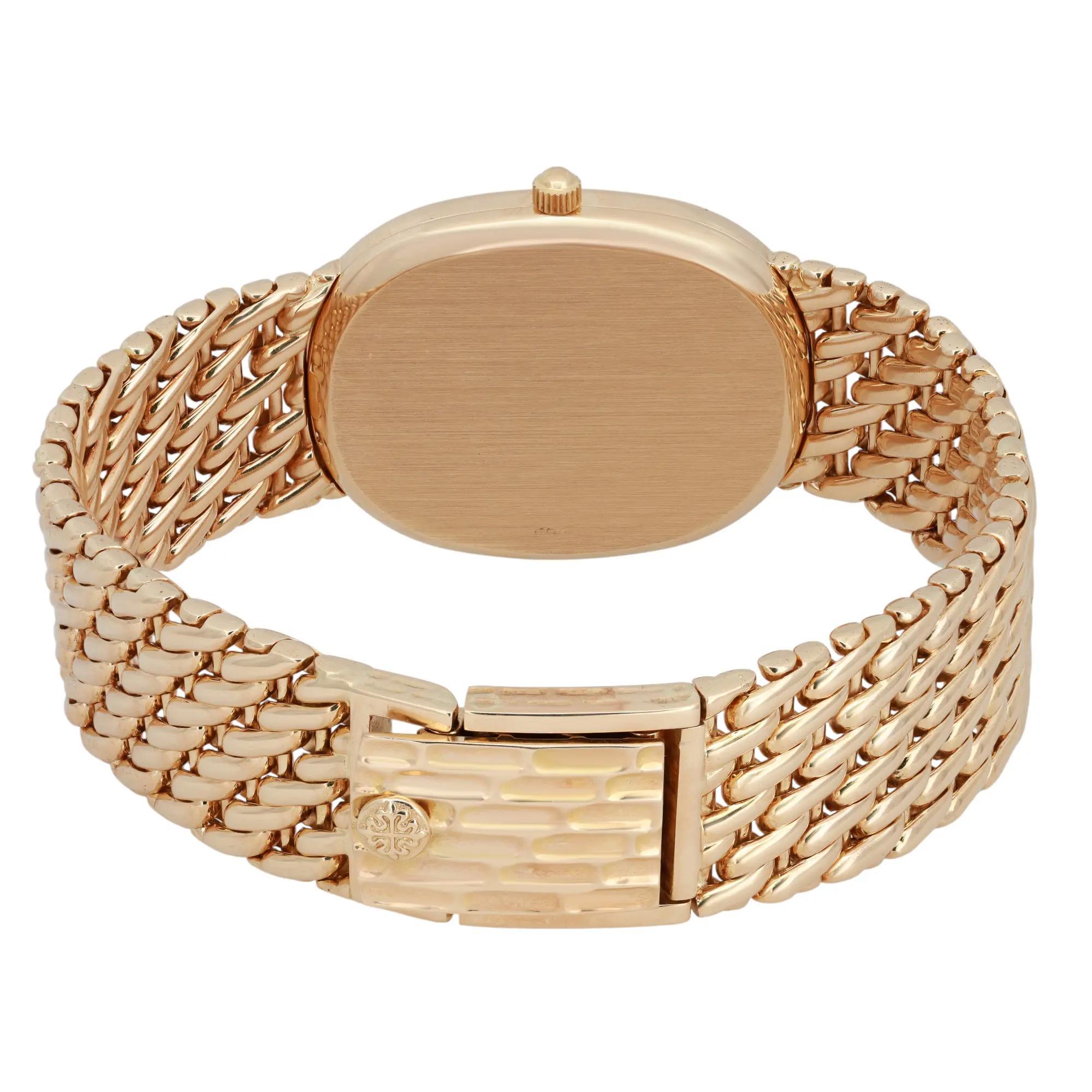 Patek Philippe Golden Ellipse Montre en or jaune 18 carats cadran bleu 3788/17 en vente 1