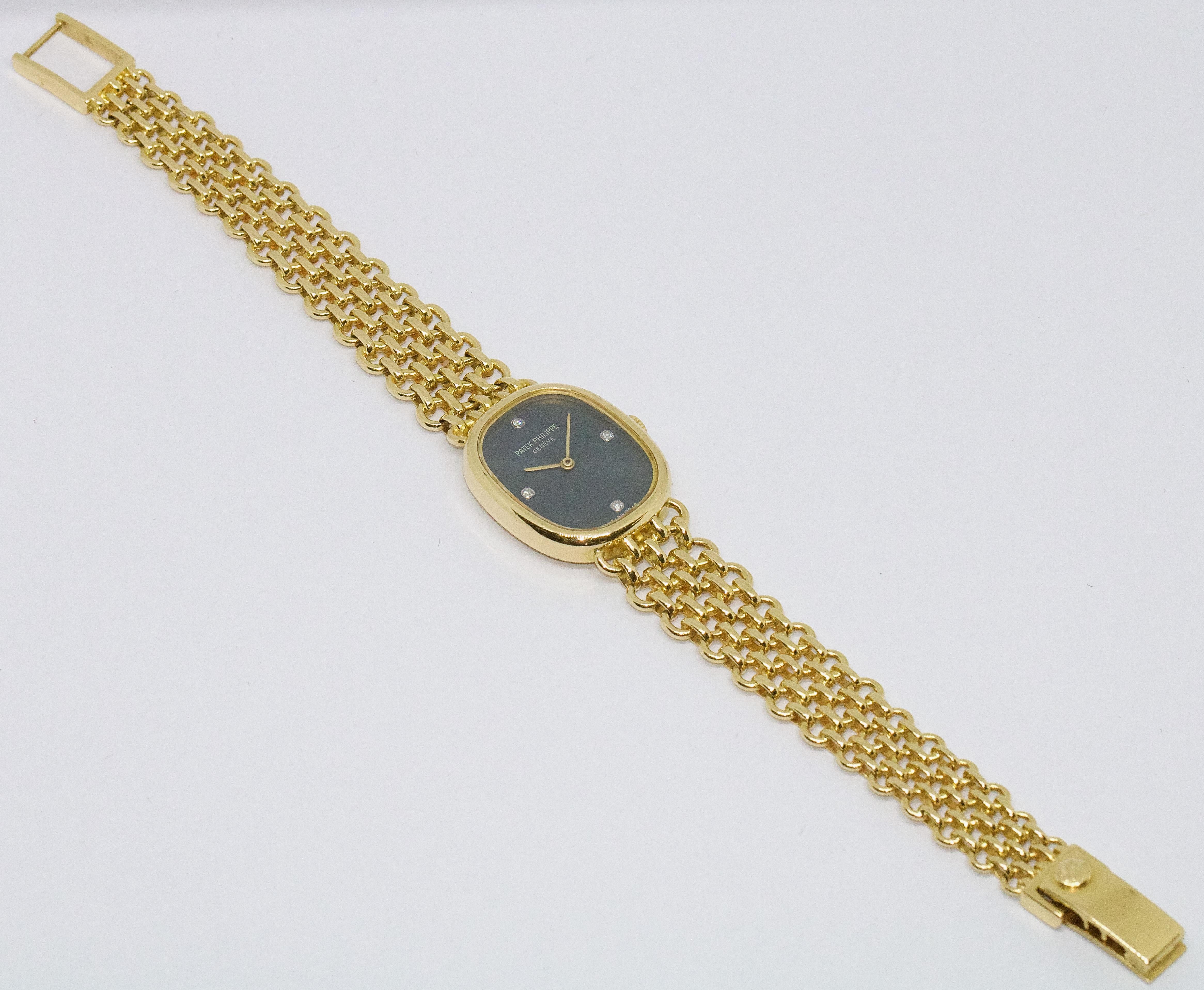 Patek Philippe Golden Ellipse Ladies Wristwatch, 18 Karat, Original Box, Papers 2