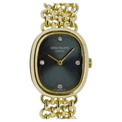 Vintage Patek Philippe Golden Ellipse Ladies Wristwatch, 18 Karat, Original Box, Papers