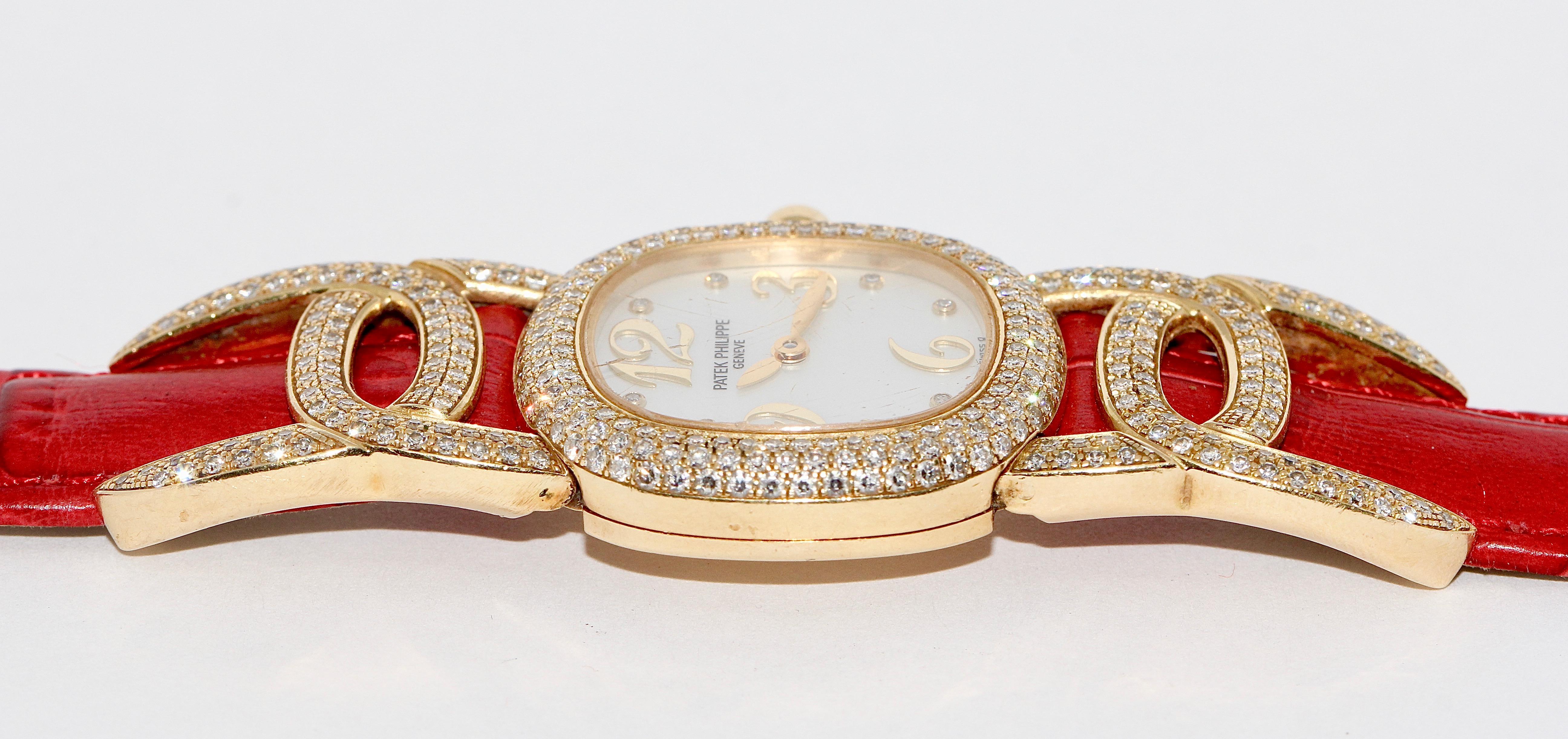 Patek Philippe Golden Ellipse Ladies Wristwatch, with MOP and Diamonds 18K Gold 3