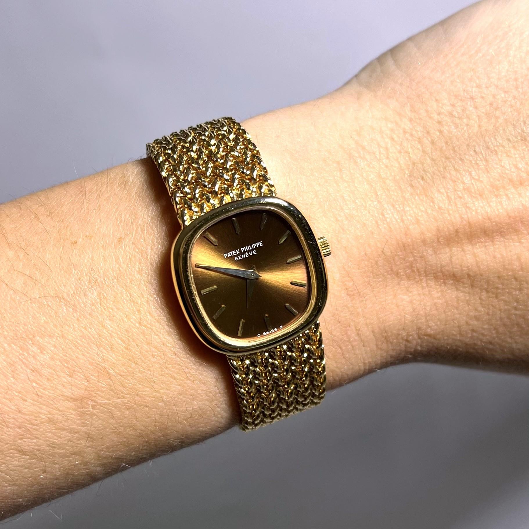 Patek Philippe Golden Ellipse Watch in 18 Karat Yellow Gold, 1975 7