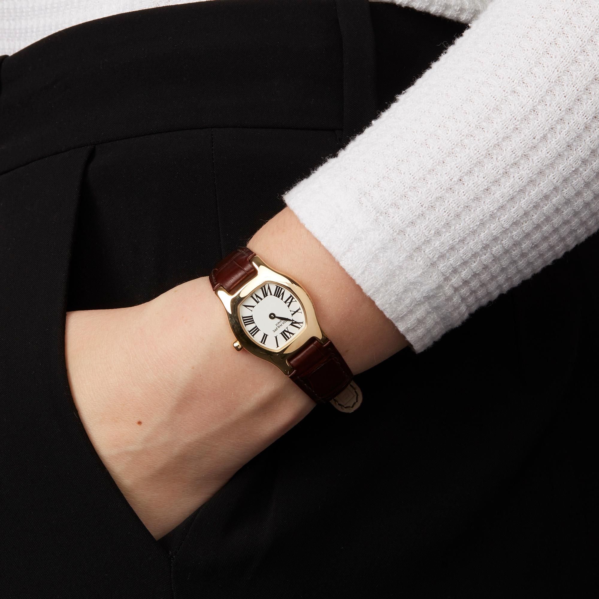 Patek Philippe Gondolo 18 Karat Yellow Gold 4850J-001 3