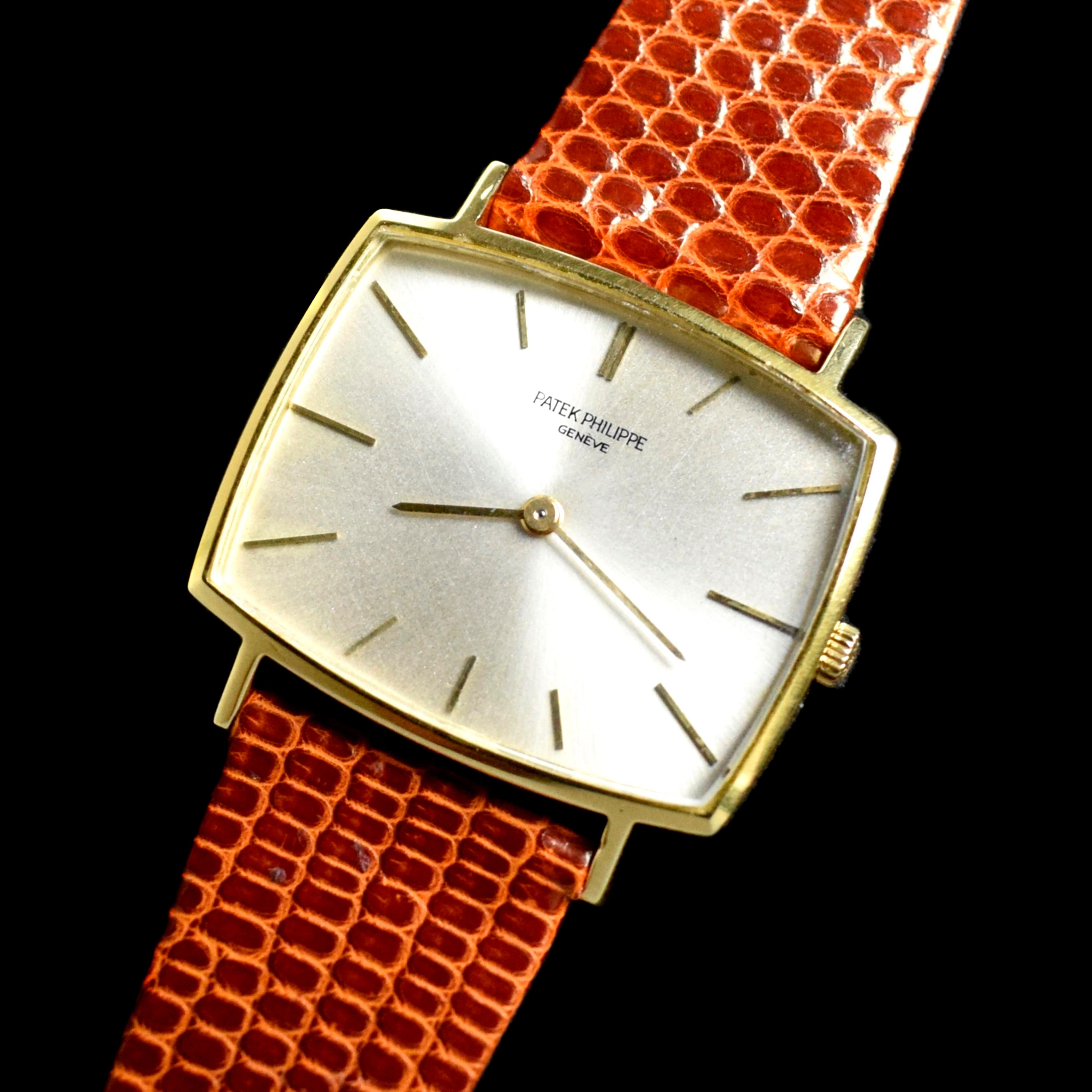 Patek Philippe Gondolo 18K Gelbgold Silber Zifferblatt 3527 mit Box und Papier, 1966er Jahre im Zustand „Gut“ in Central & Western District, HK