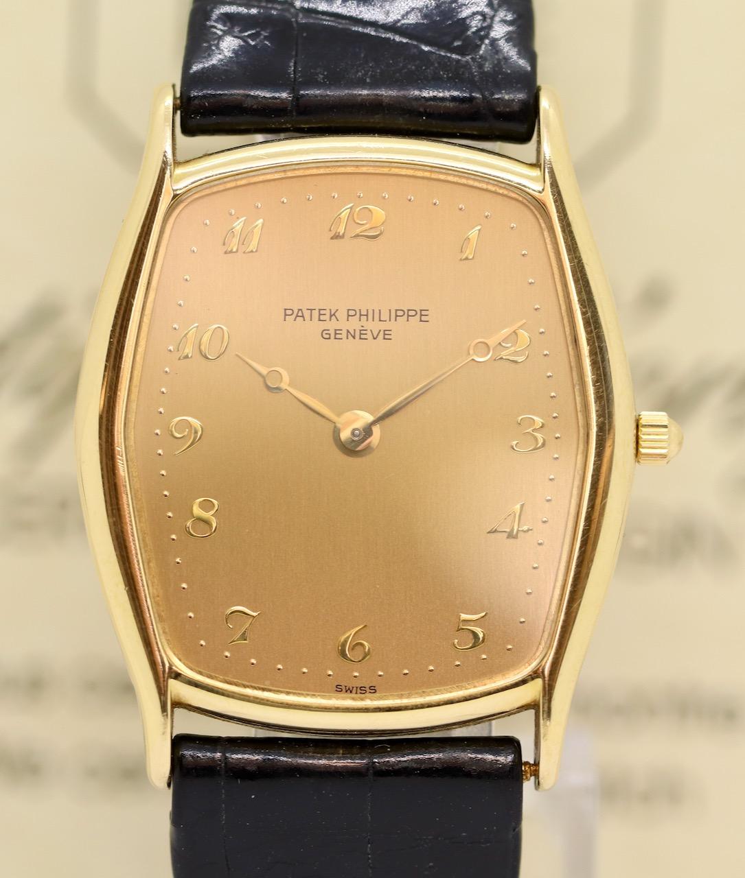 This Patek Philippe watch is a prime example of the luxury and precision one would expect from one of the world's leading watch manufacturers. The watch is a true masterpiece of watchmaking, crafted from 18k gold, and reflects the brand's commitment