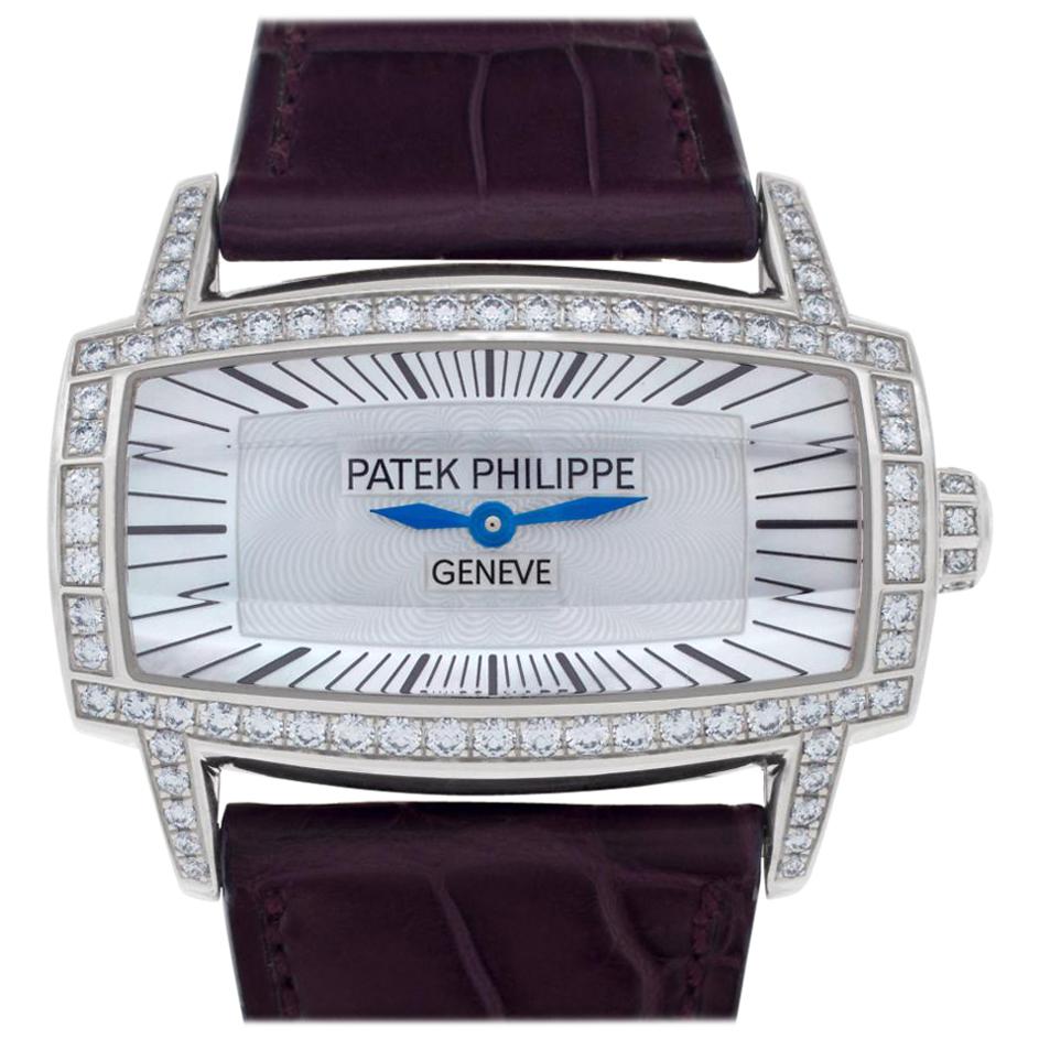 Patek Philippe Gondolo Gemma 4981G-001 18 Karat White Gold Mother of Pearl Dial