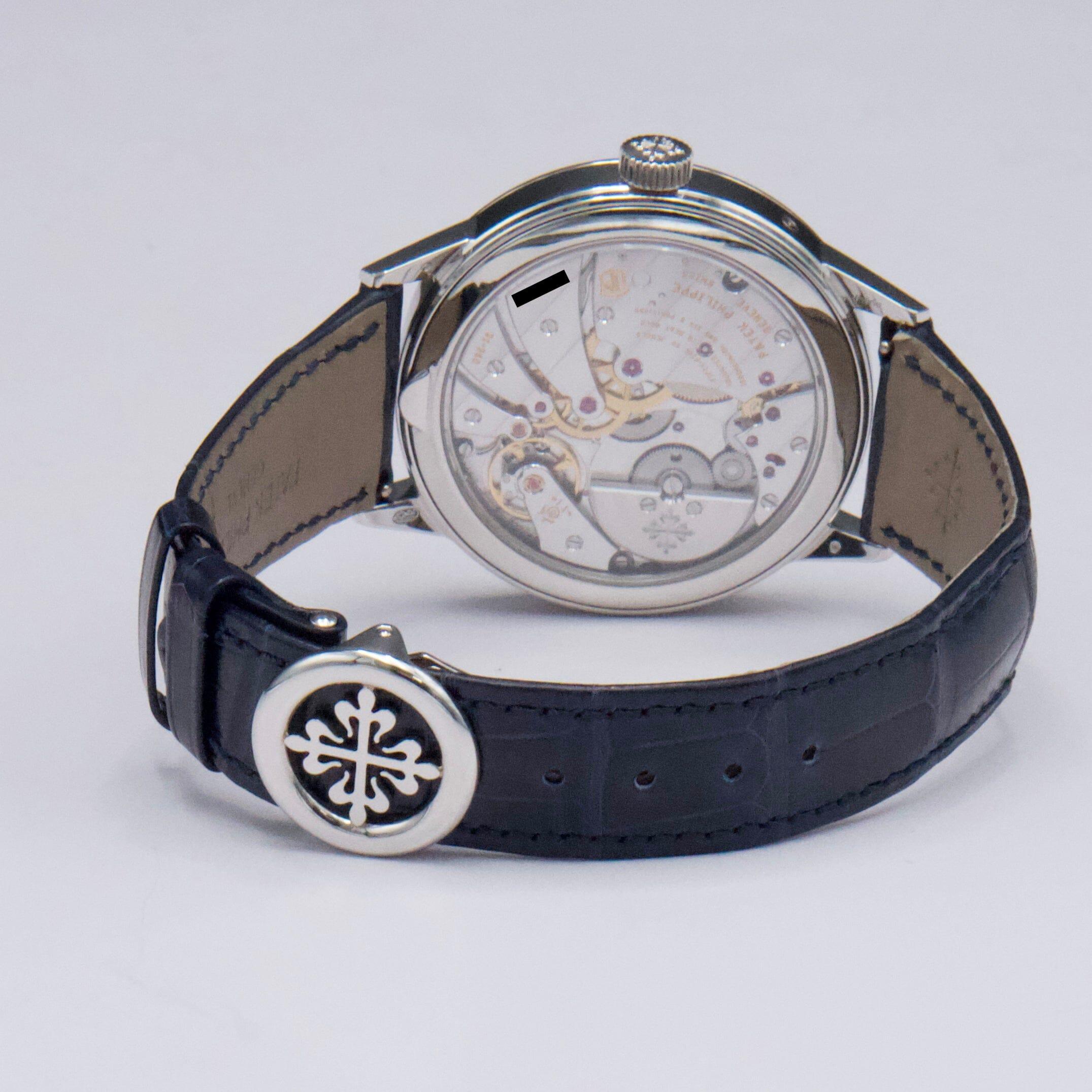 Patek Philippe Grand Complications 5236P Perpetual Calendar Mens Watch im Angebot 3