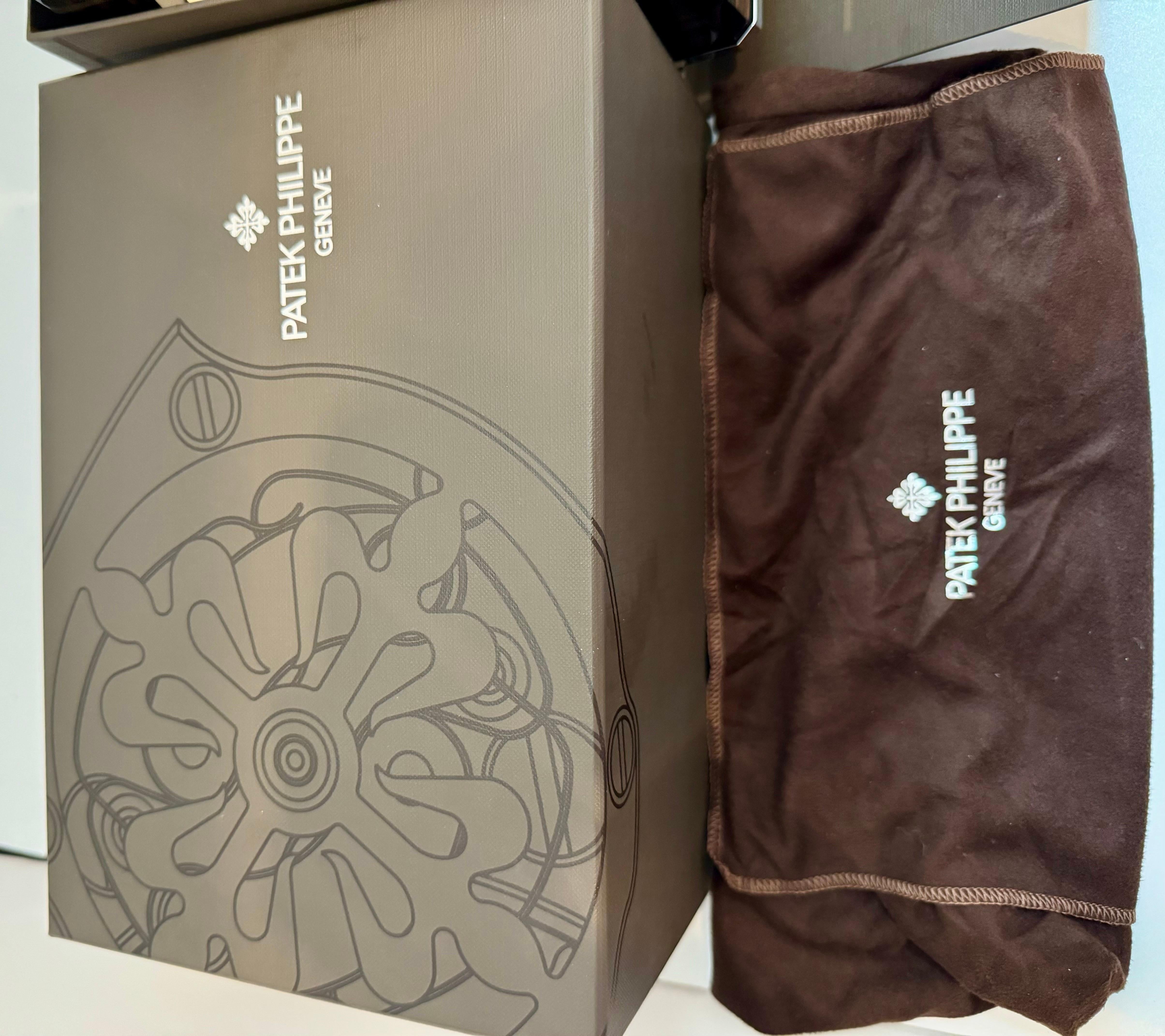 Patek Philippe Lacquered Wood Swiss Watch Presentation Box, Brand New 7