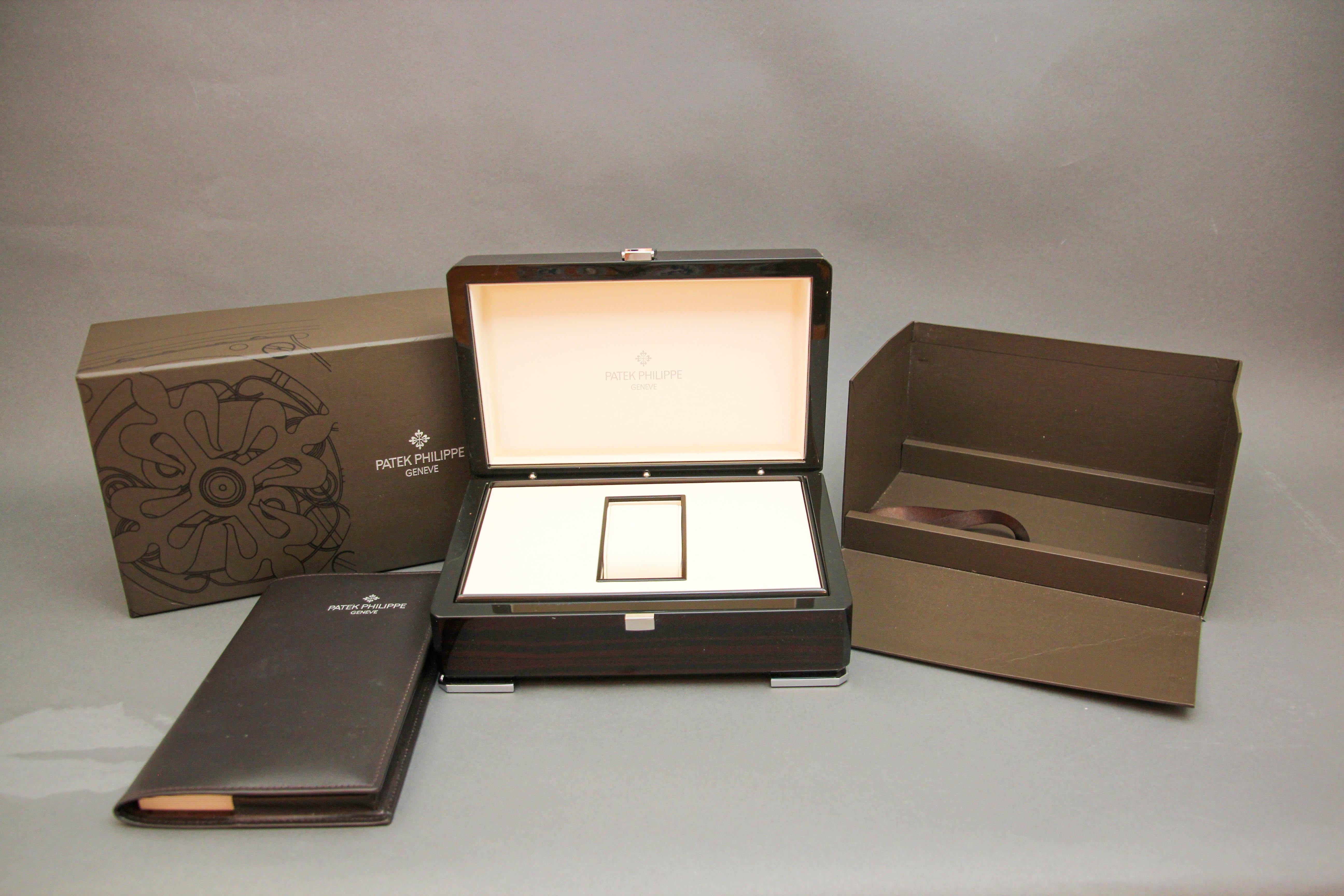 Patek Philippe Lacquered Wood Swiss Watch Presentation Box For Sale 8