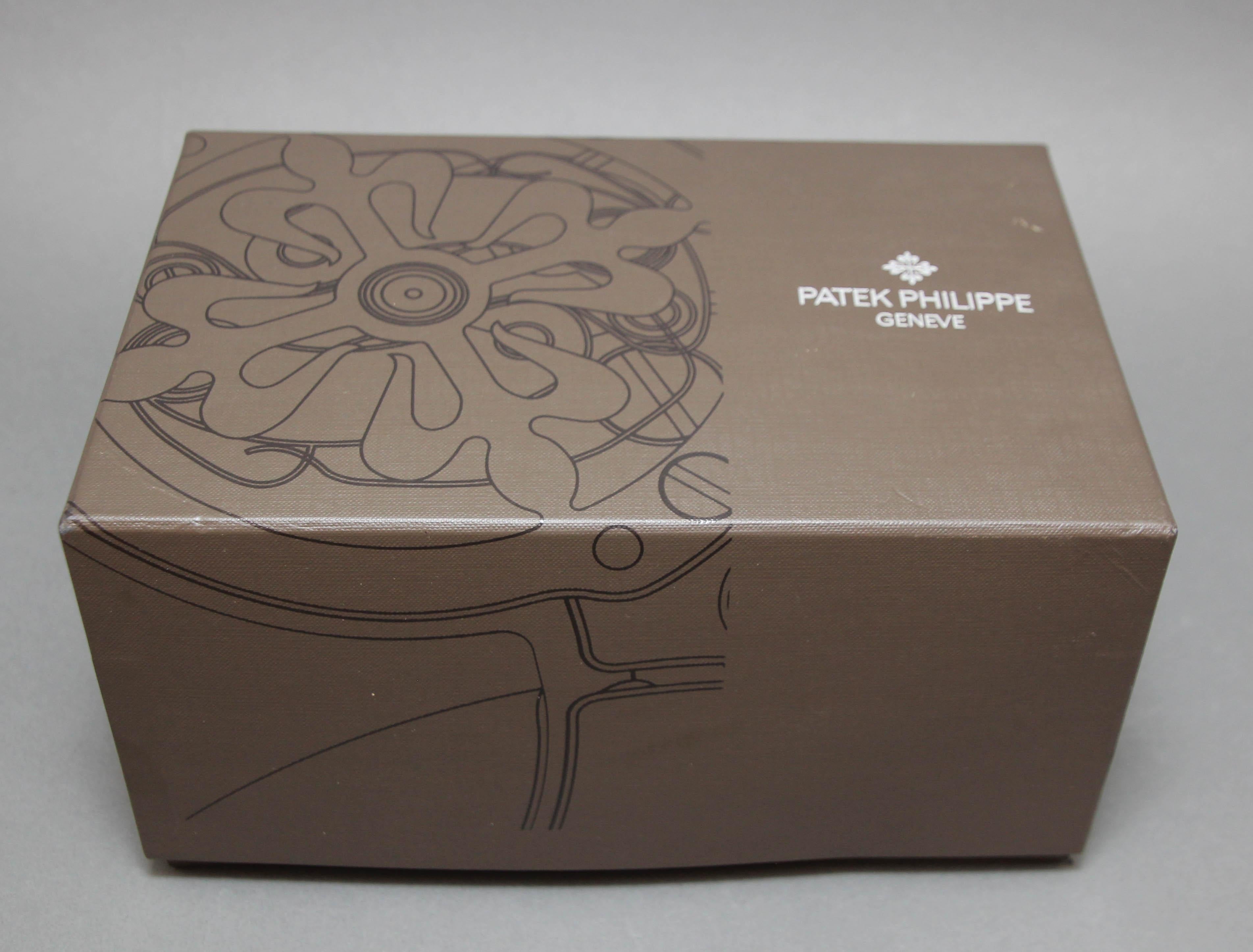 Gray Patek Philippe Lacquered Wood Swiss Watch Presentation Box For Sale