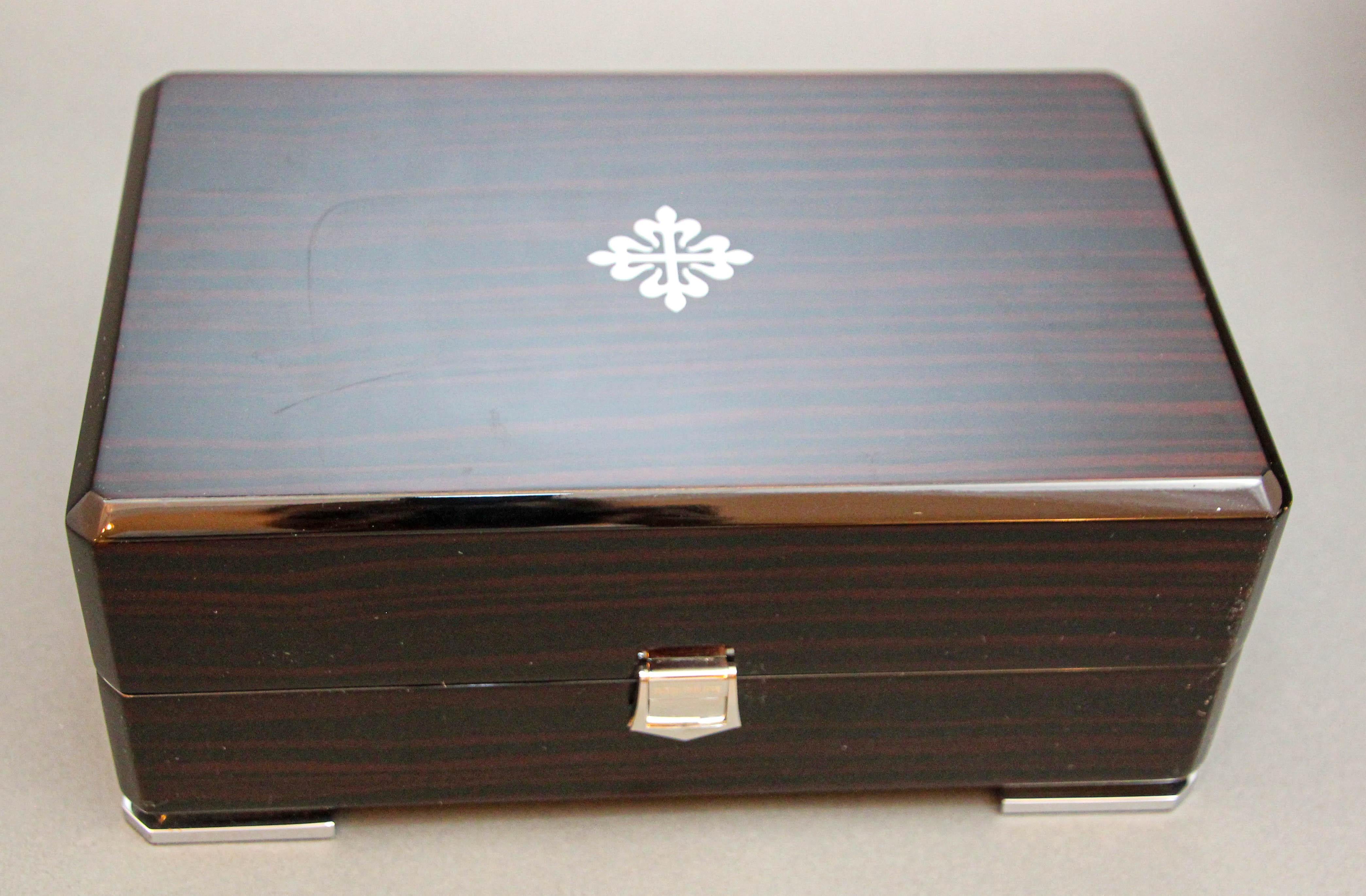 Patek Philippe Lacquered Wood Swiss Watch Presentation Box For Sale 1