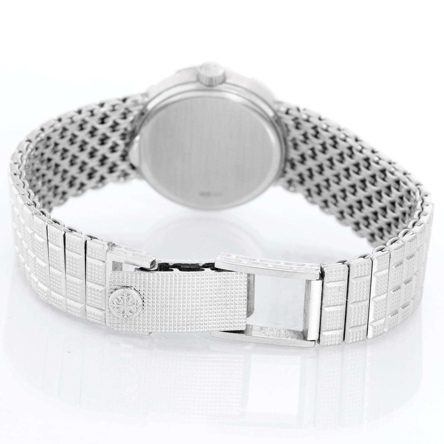 Patek Philippe Ladies Calatrava 18K White Gold Watch 4596/010 In Excellent Condition In Dallas, TX