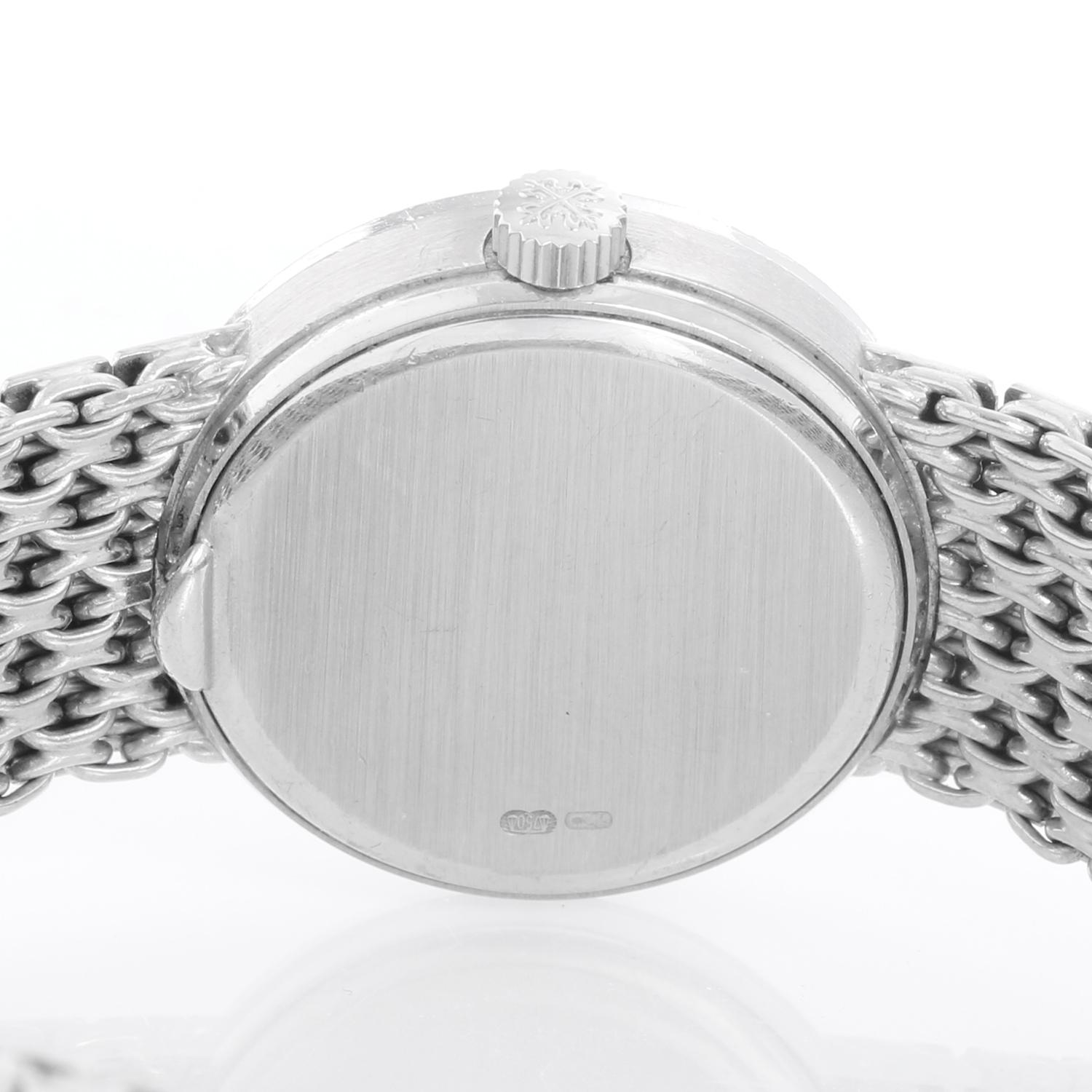 Women's Patek Philippe Ladies Calatrava 18K White Gold Watch 4596/010