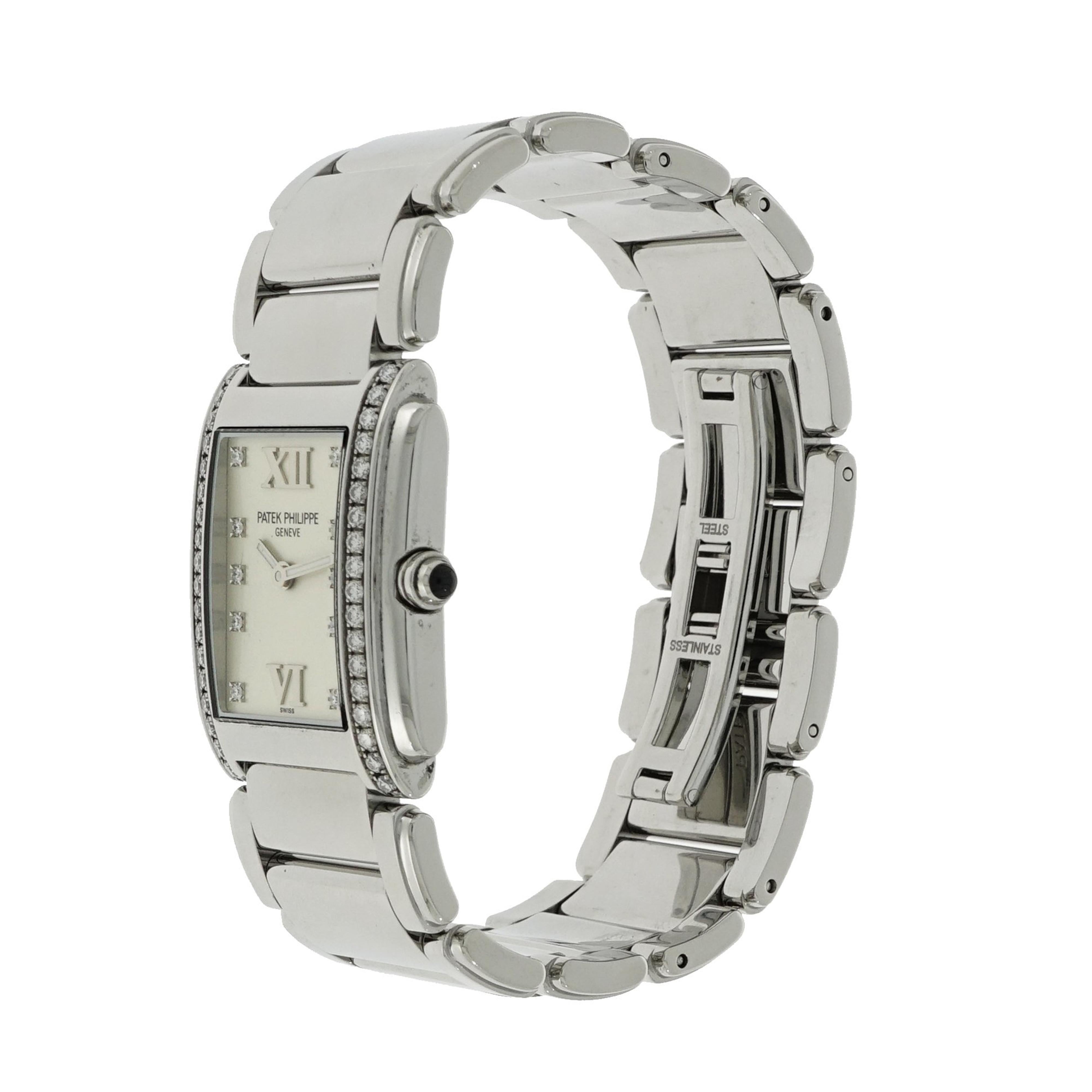 Patek Philippe Ladies Stainless Steel Twenty 4 quartz Wristwatch In Excellent Condition In Greenwich, CT