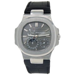Patek Philippe Nautilus 18 Karat White Gold Automatic Men's Watch 5712G-001