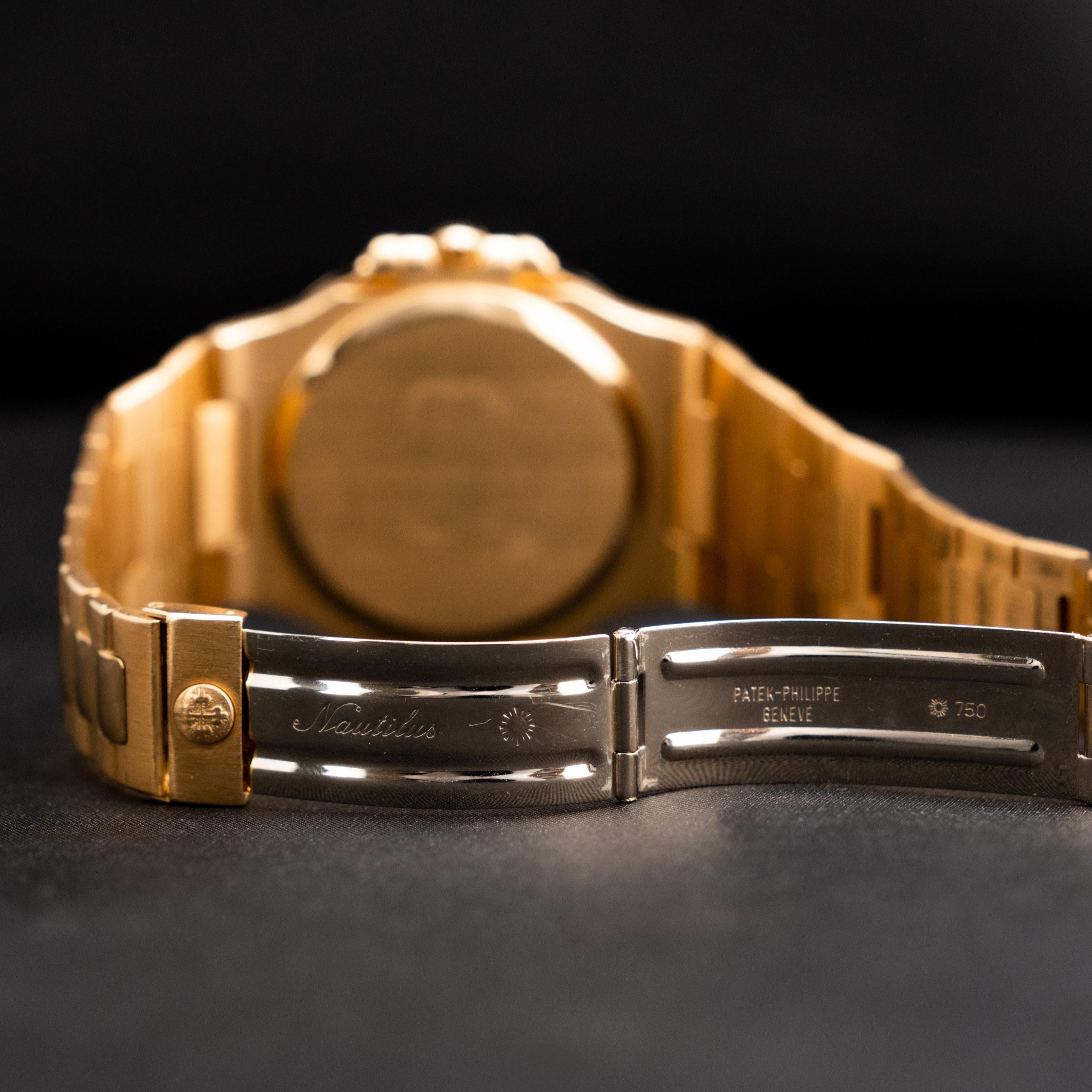 Women's or Men's Patek Philippe Nautilus 18K Yellow Gold 3700J Automatic Watch w/ Archives, 1978