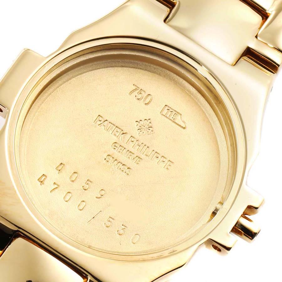 Patek Philippe: 18 Karat Gelbgold Diamant Damenuhr Nautilus 4700 im Angebot 3