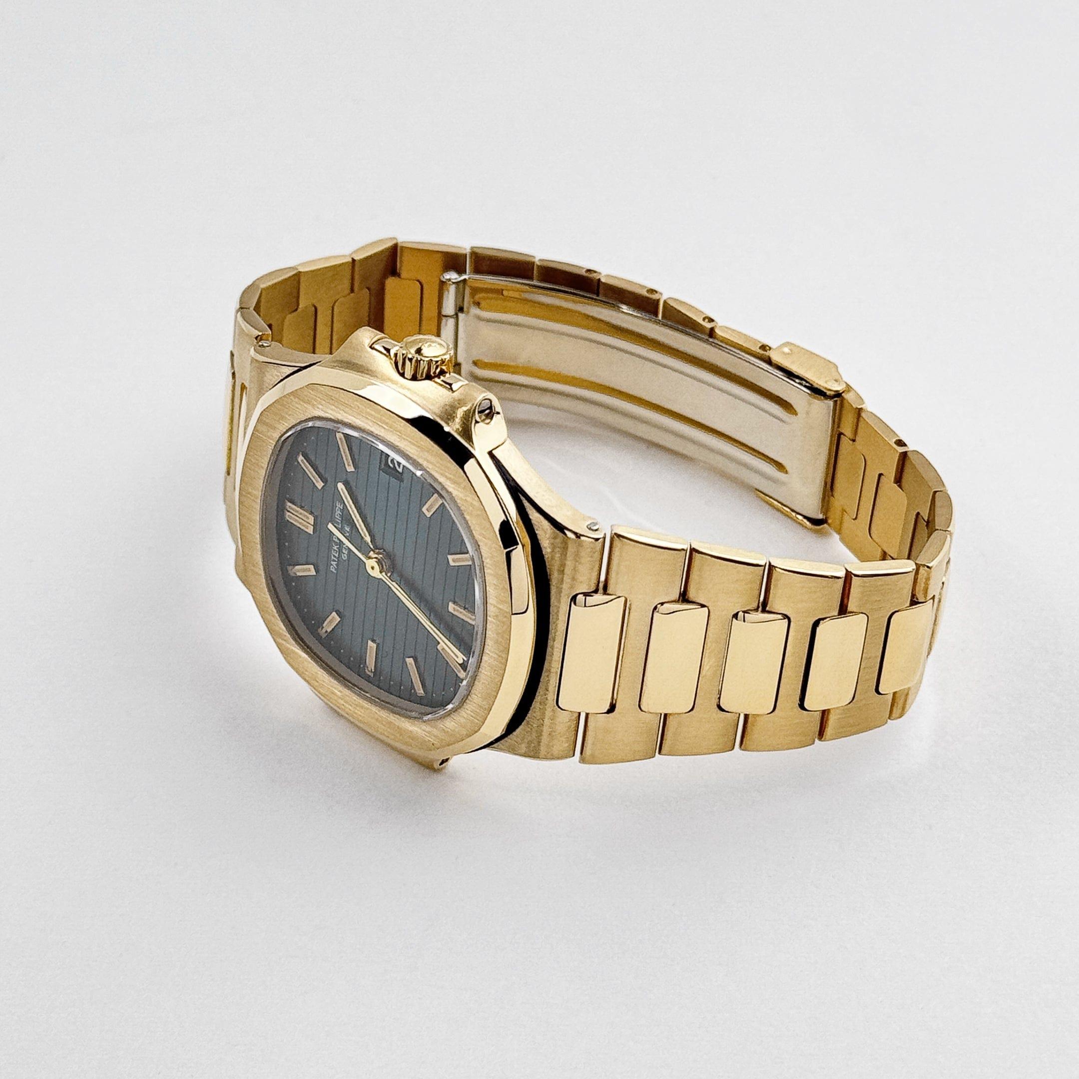 Patek Philippe Nautilus 3800/1 Yellow Gold Blue Dial (1983) 1