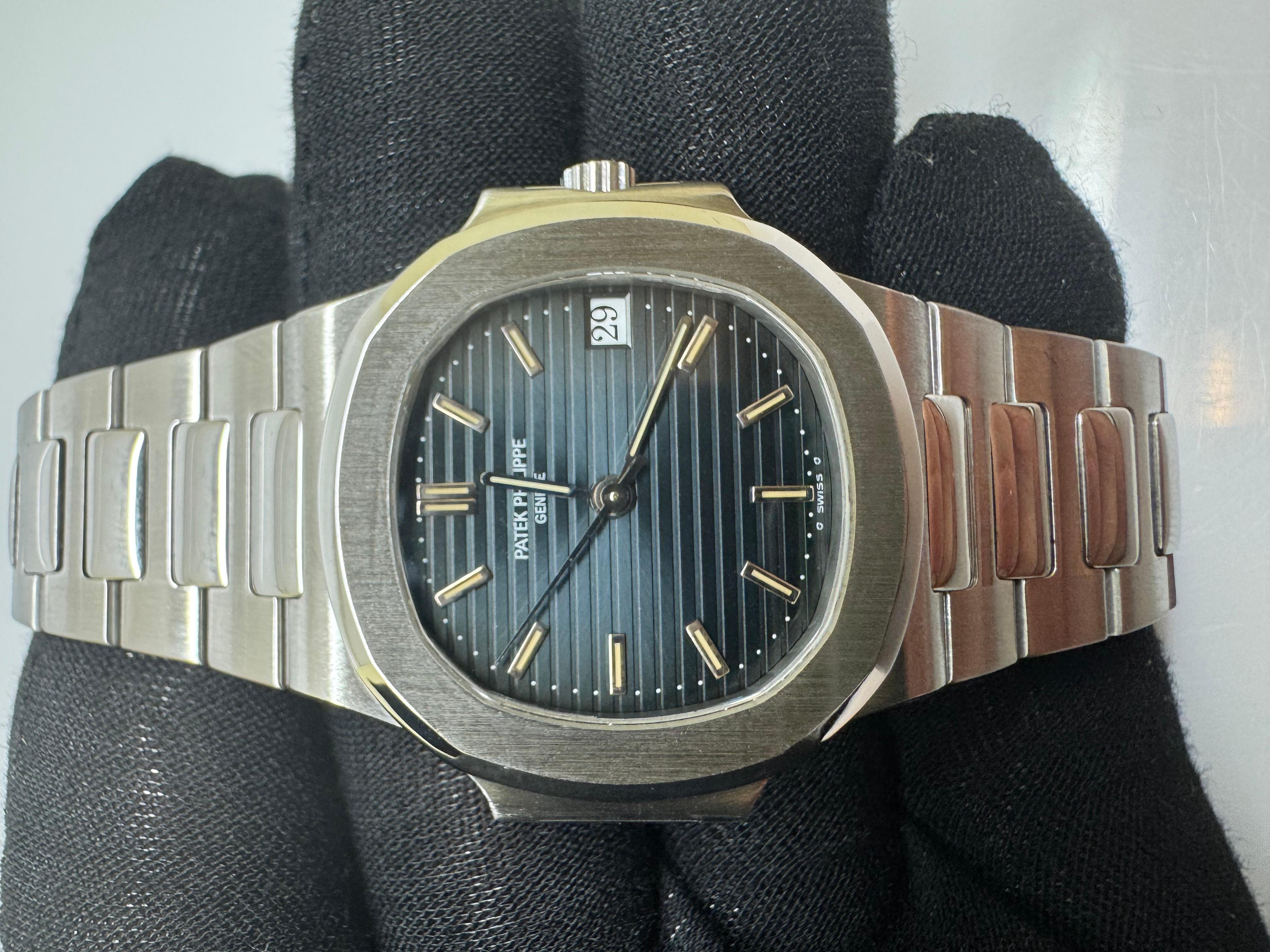 da uomo o donna Patek Philippe Nautilus 3800/1A Quadrante blu in acciaio inossidabile - 37,5 mm in vendita