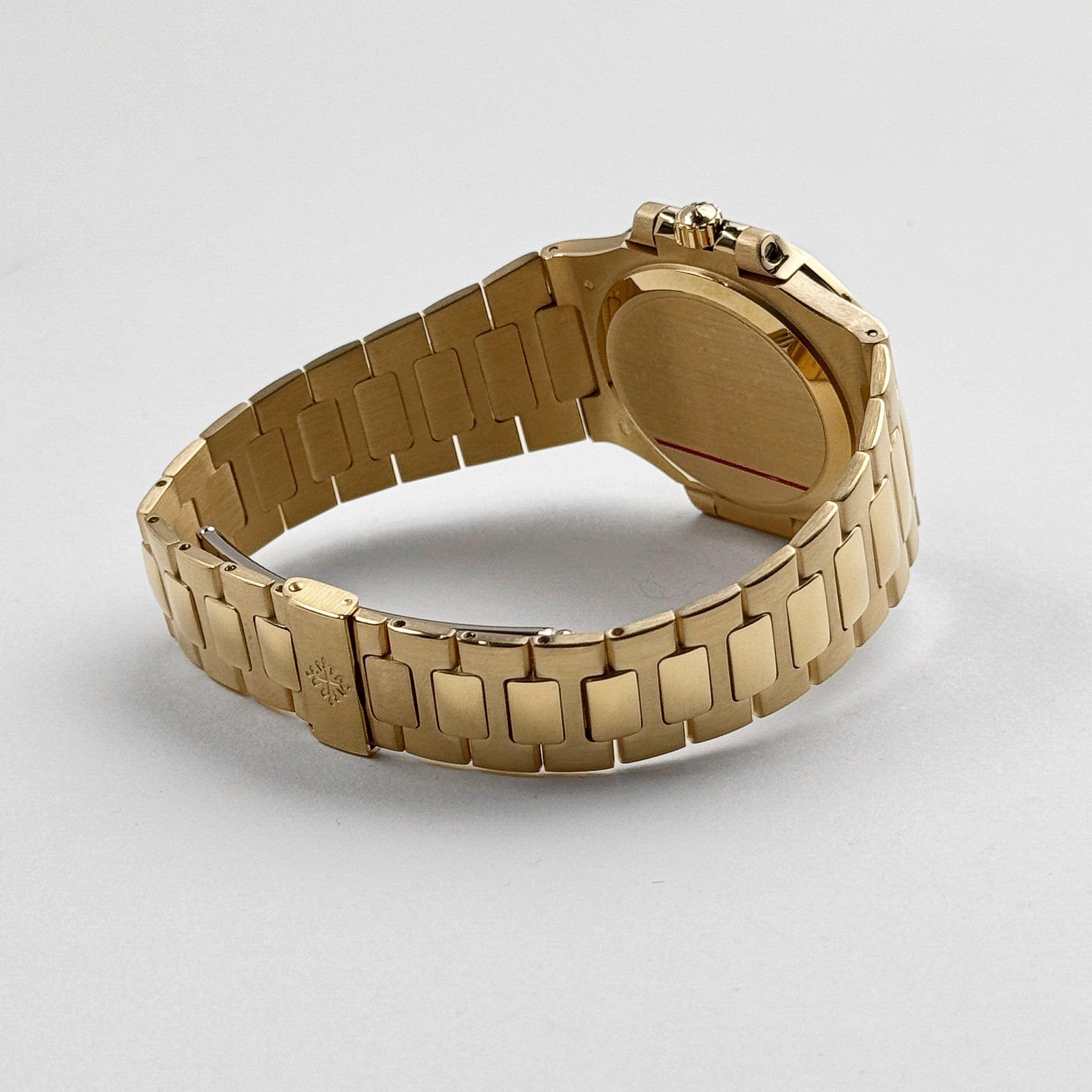 Patek Philippe Nautilus 3800/1J-017 Yellow Gold Black Dial (2003) For Sale 3