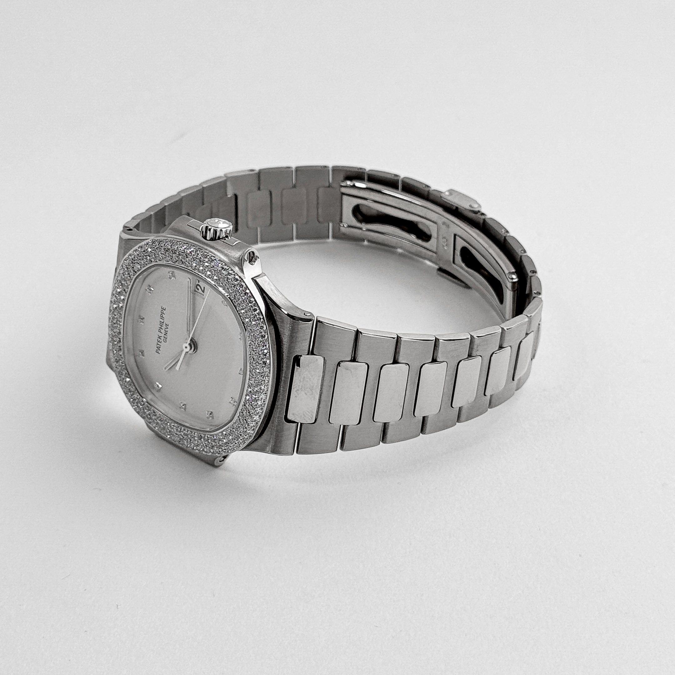 Women's or Men's Patek Philippe Nautilus 3800/4G-001 White Gold White Dial Diamond Set (2004) For Sale