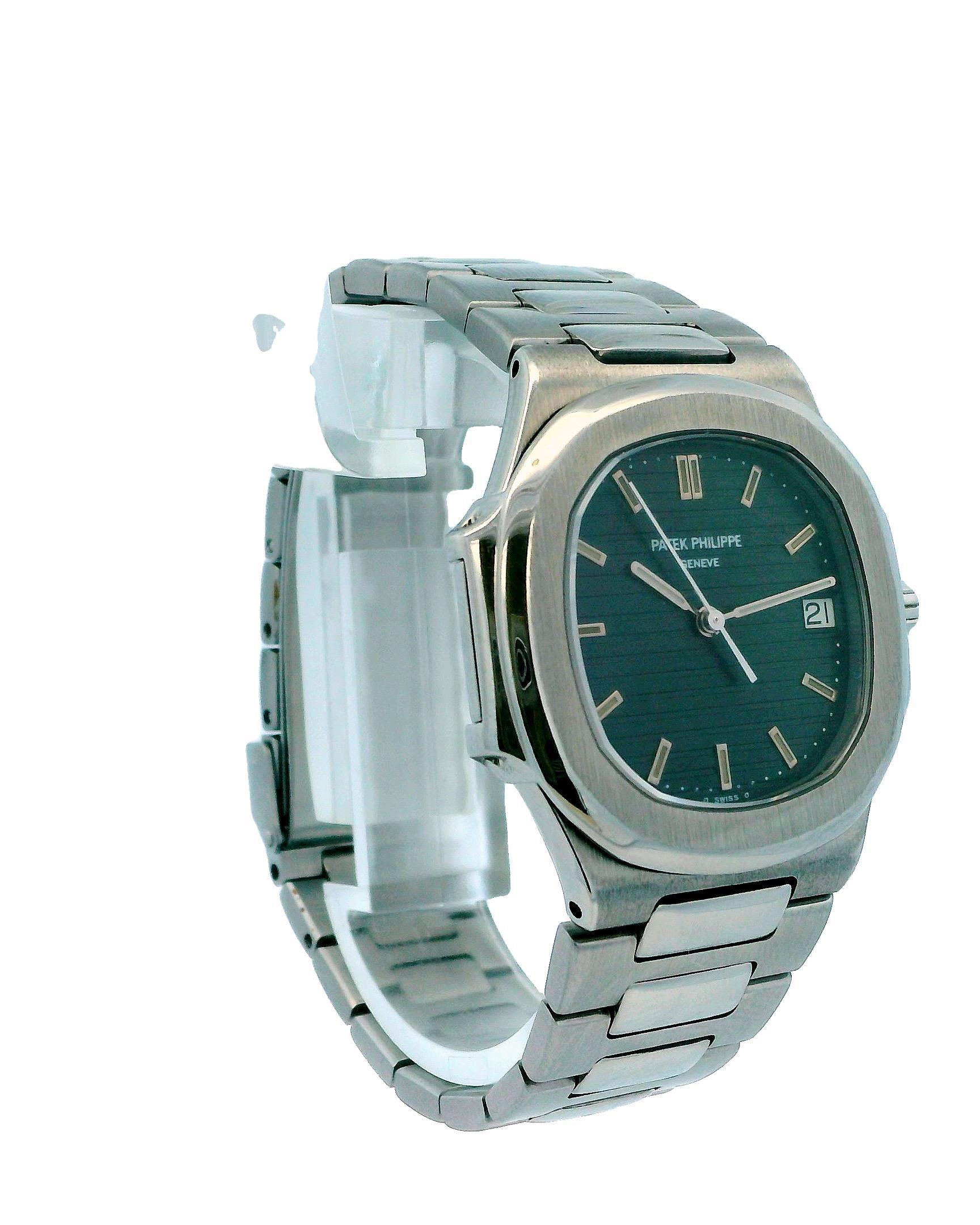 Patek Philippe Nautilus 3900/1A Orologio da donna con quadrante grigio-blu in vendita 1