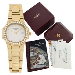 Patek Philippe Nautilus 4700/053 18k Quartz Watch