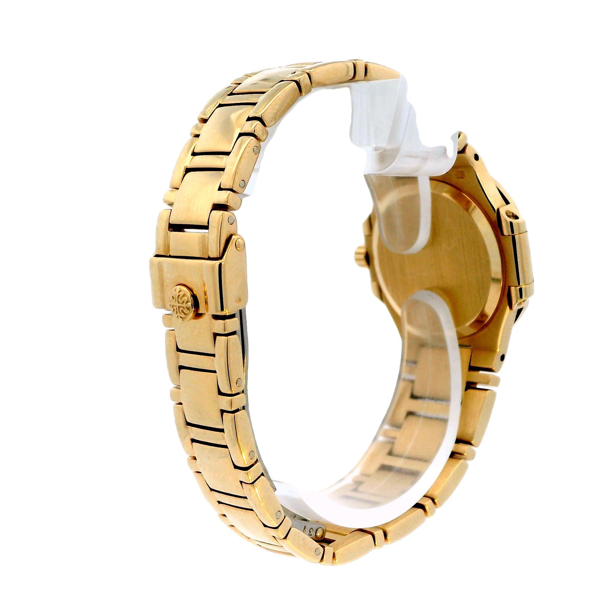 Donna Patek Philippe Nautilus 4700/1J Orologio da donna in oro giallo 18 carati