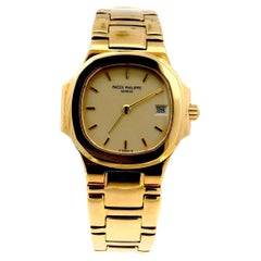 Patek Philippe Nautilus 4700/1J Orologio da donna in oro giallo 18 carati