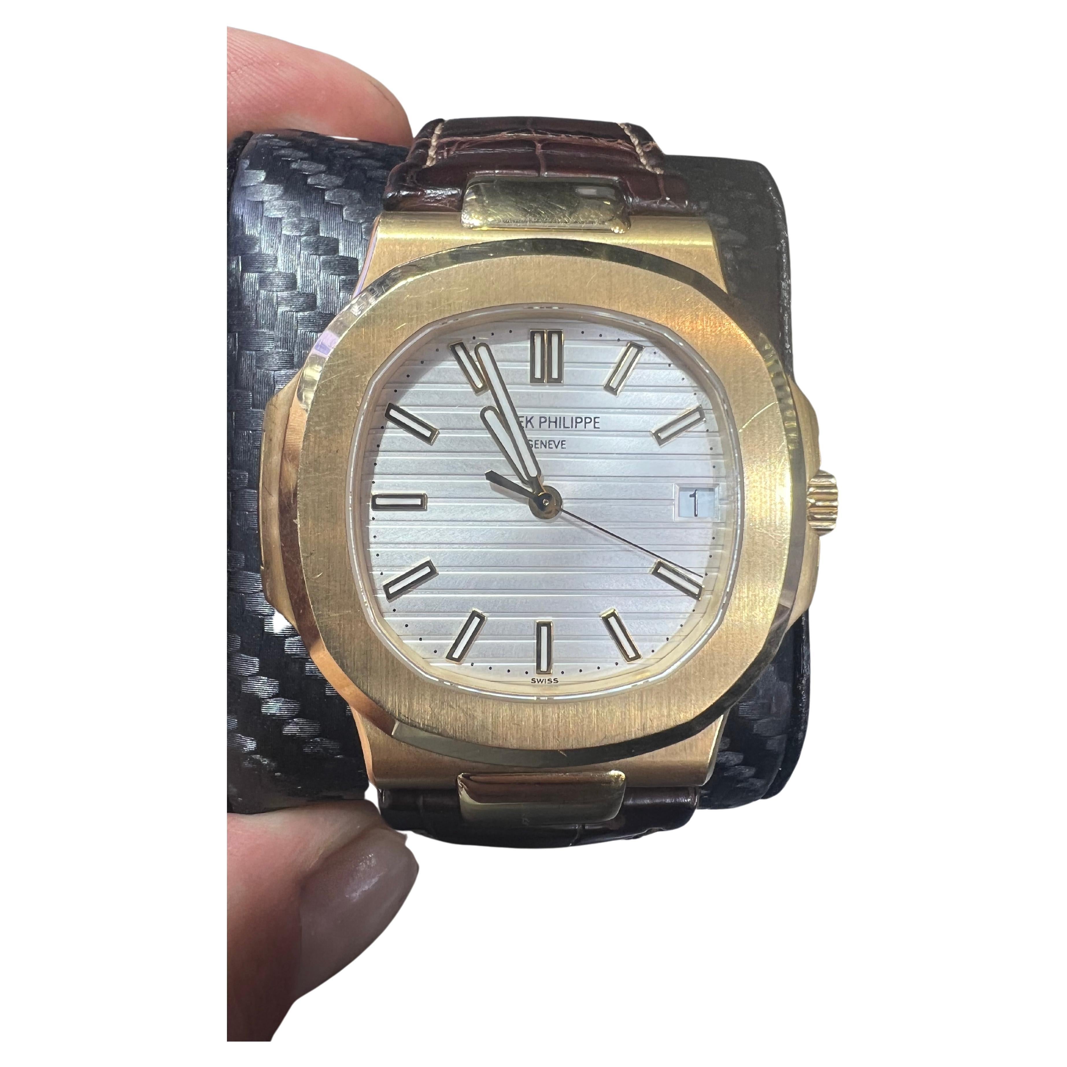 Patek Philippe Nautilus 5711 Gold Men's watch For Sale