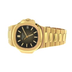 Patek Philippe Nautilus 5711/1R-001 Rose Gold Automatic Watch with Box & Papers