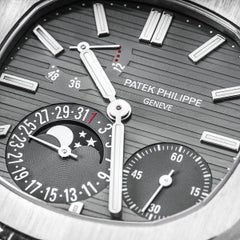 Patek Philippe Nautilus 5712G-001