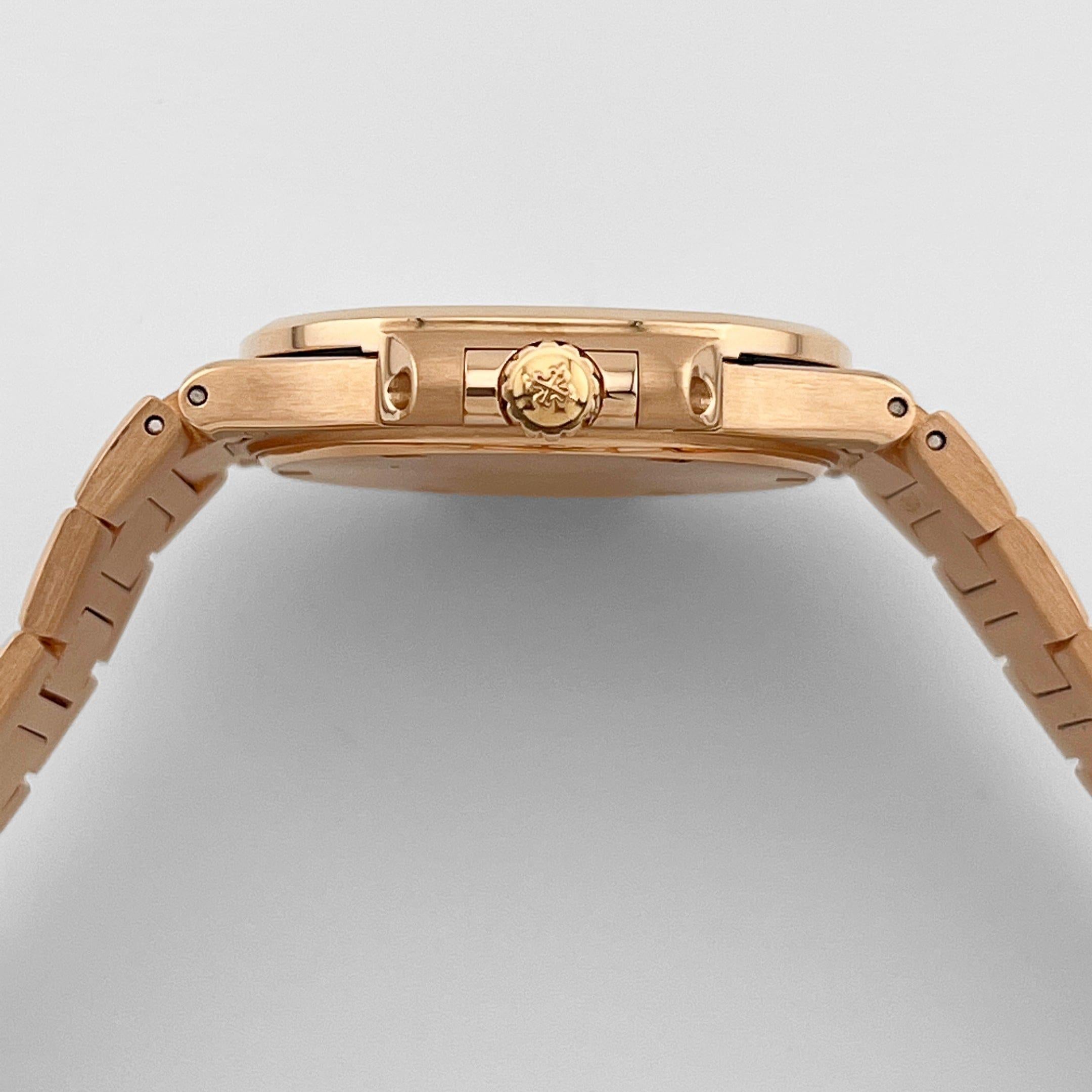 Patek Philippe Nautilus 7010/1R-010 'Ladies' Rose Gold Brown Dial Diamond Bezel Pour femmes en vente