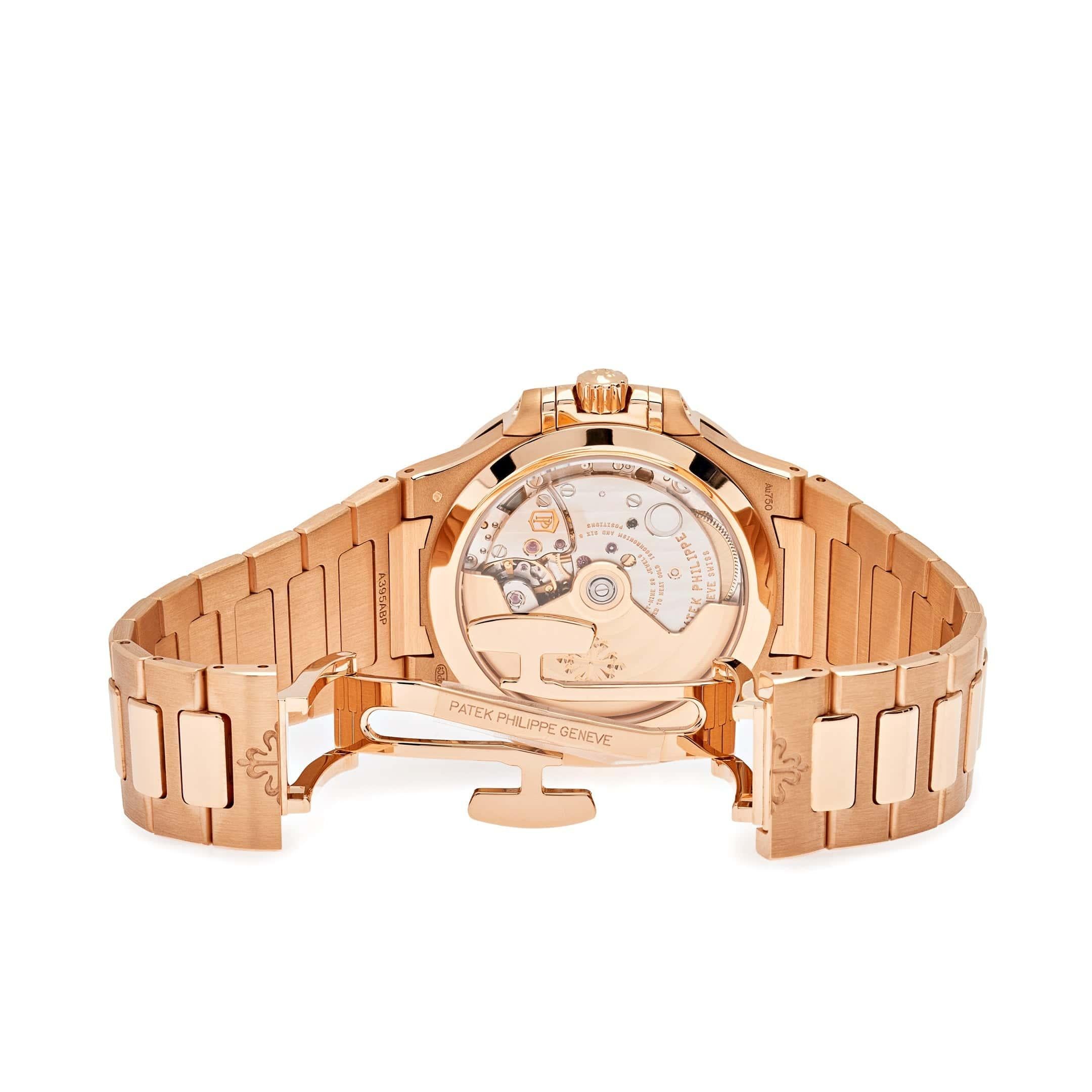 Patek Philippe Nautilus 7118/1200R-010 'Ladies' Rose Gold (2025) For Sale 1