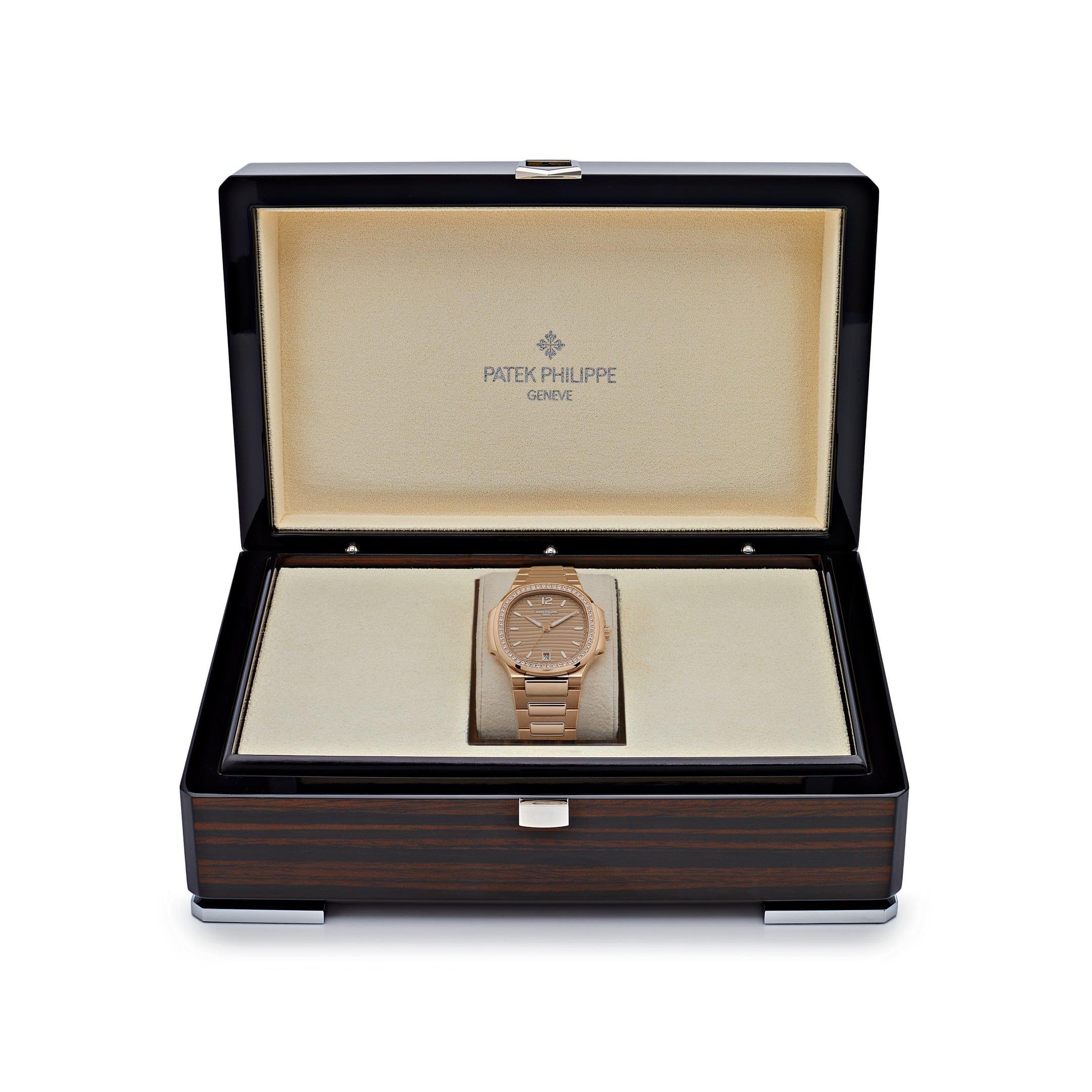Patek Philippe Nautilus 7118/1200R-010 'Tiffany & Co' Rose Gold (2024) For Sale 2