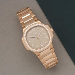 Patek Philippe Nautilus 7118/1200R-010 Unisex Rose Gold Watch