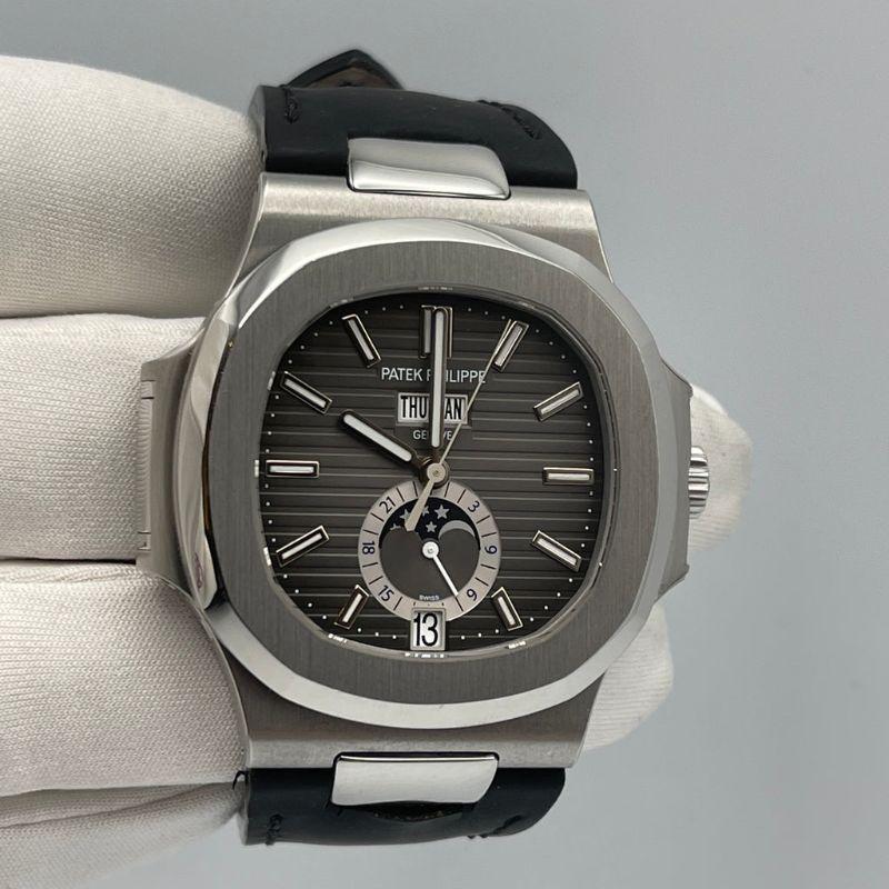 Patek Philippe Nautilus Annual Calendar Moon Phases 5726A-001, 2020 For Sale 2
