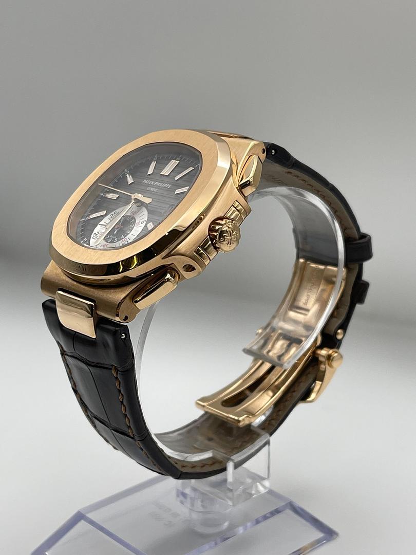 Women's or Men's Patek Philippe Nautilus Chronograph Date Rose Gold 5980R-001 '2020'