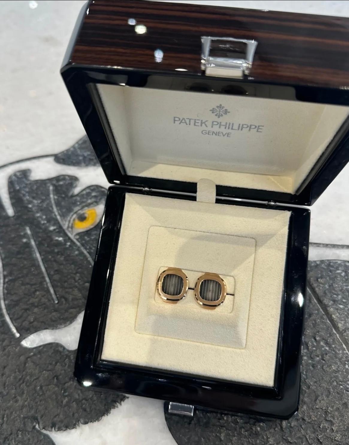 Patek Philippe Nautilus Cuff Links in 18k Rose Gold In Good Condition For Sale In Miami, FL