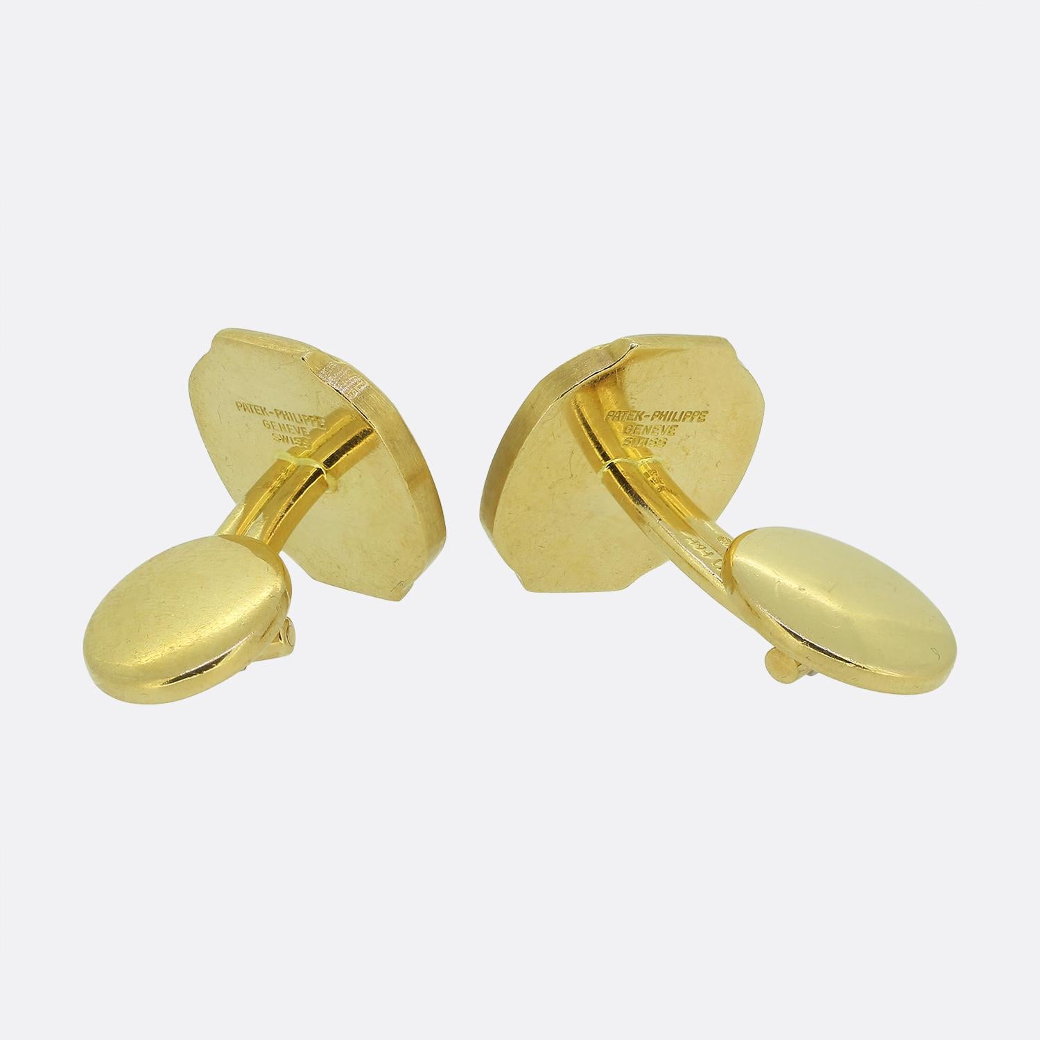 Patek Philippe Nautilus Diamant Manschettenknöpfe im Zustand „Gut“ im Angebot in London, GB