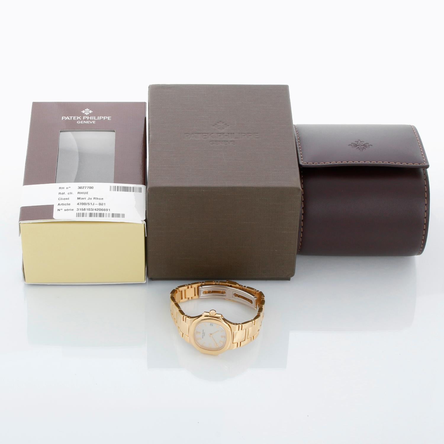 Orologio Patek Philippe Nautilus Donna in oro giallo 18 carati Ref 4700/51J in vendita 4