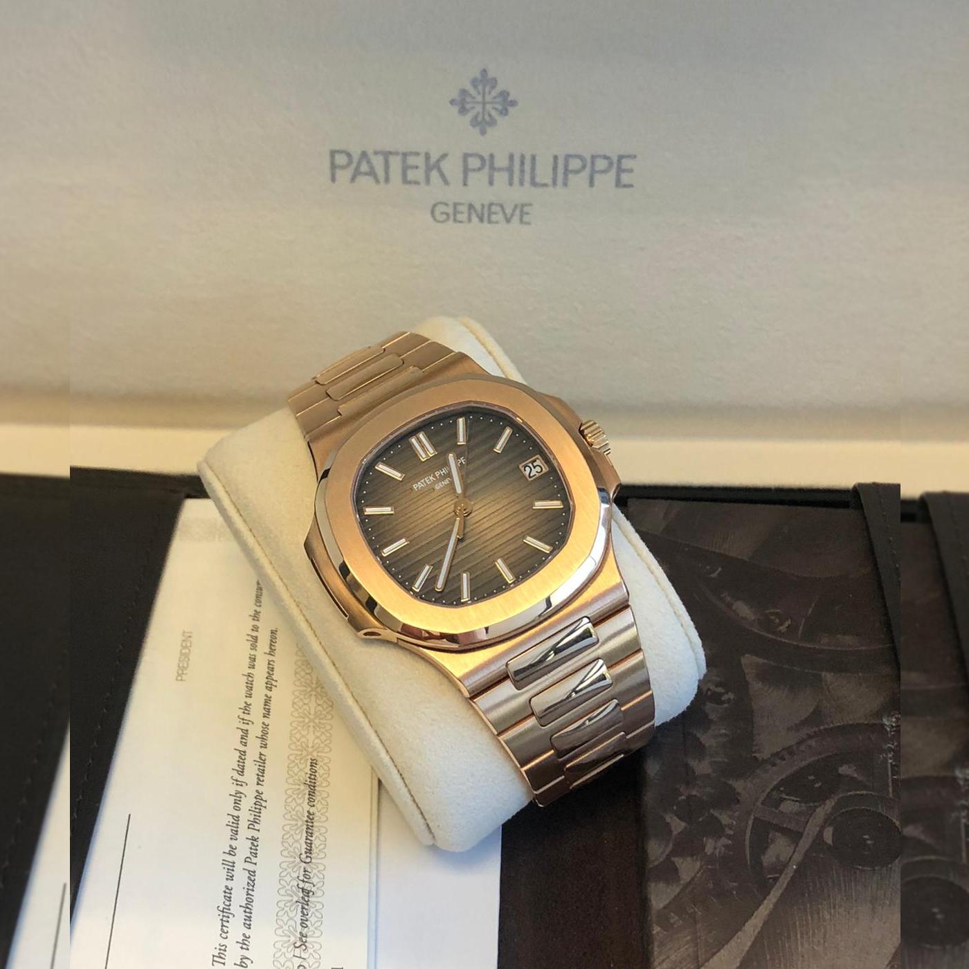 Patek Philippe Nautilus Rose Gold 5711/1R-001 Dark Brown Dial Bracelet 4