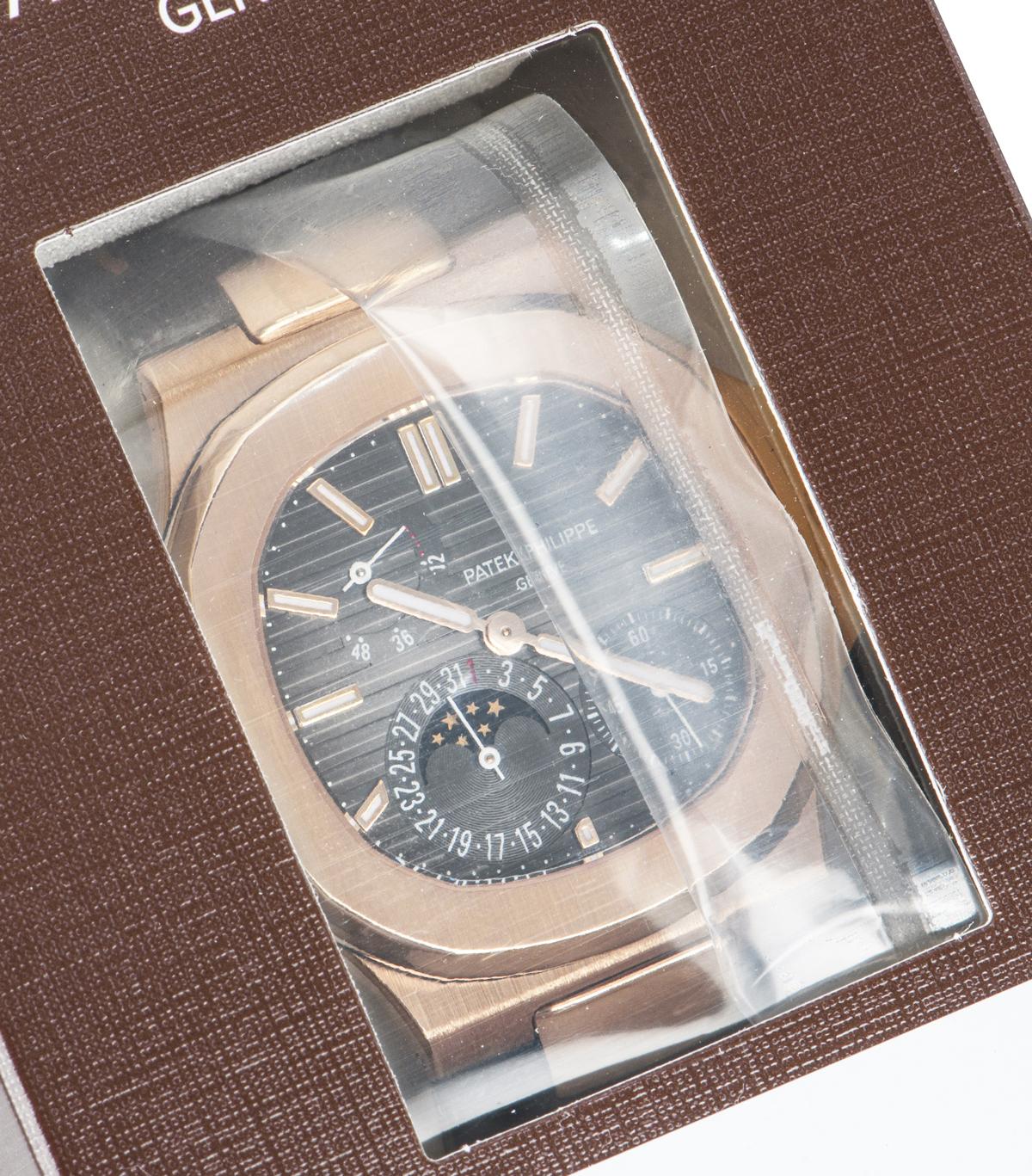 Patek Philippe Nautilus Service Sealed 5712R-001 For Sale 1