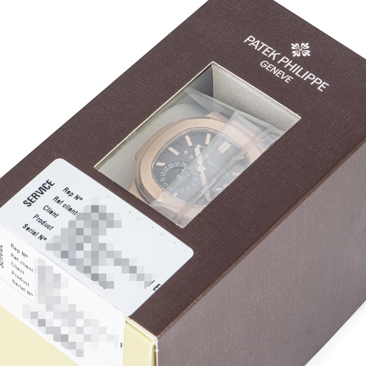 Patek Philippe Nautilus Service Sealed 5712R-001 For Sale 2