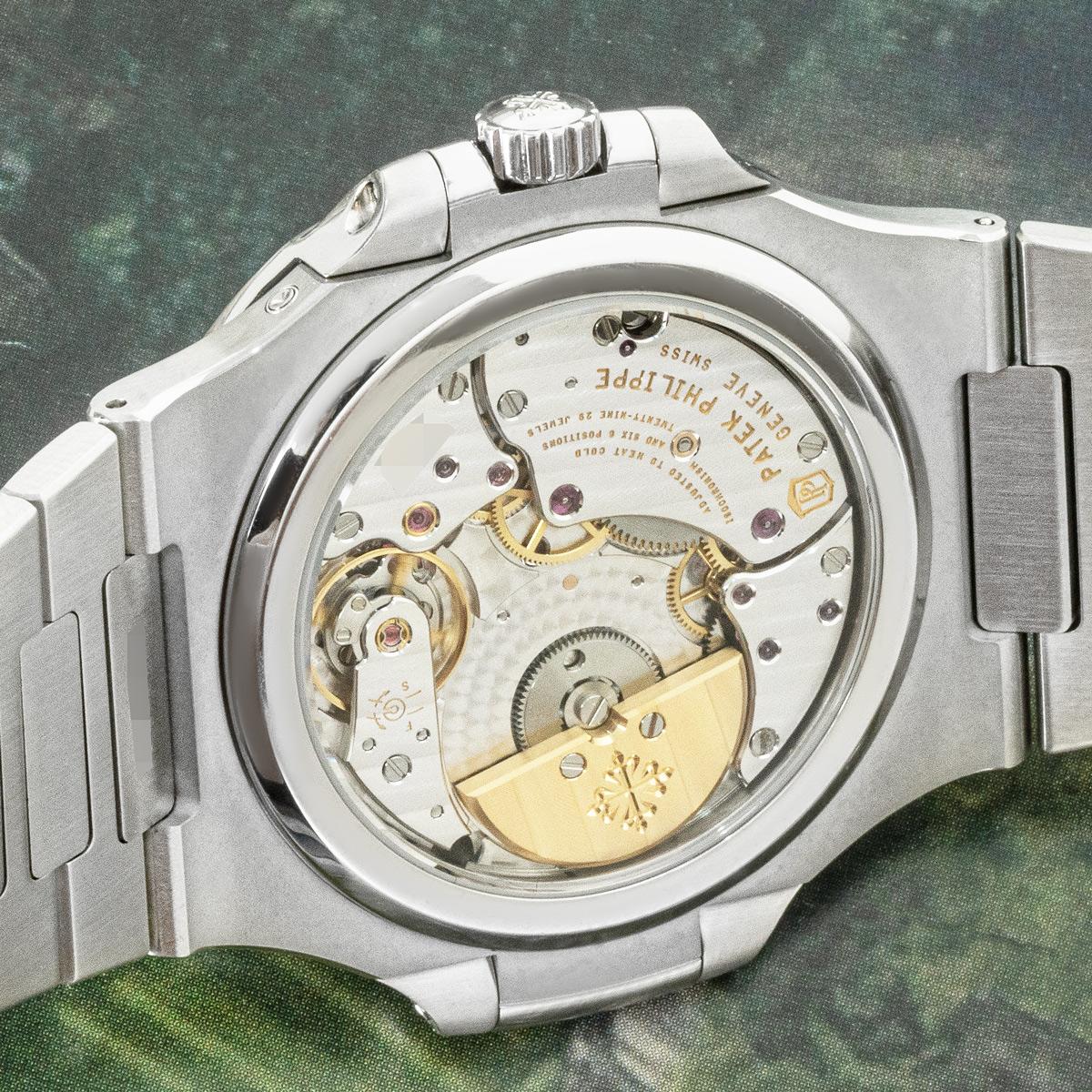 Patek Philippe Nautilus Stainless Steel 5712/1A-001 In Excellent Condition In London, GB